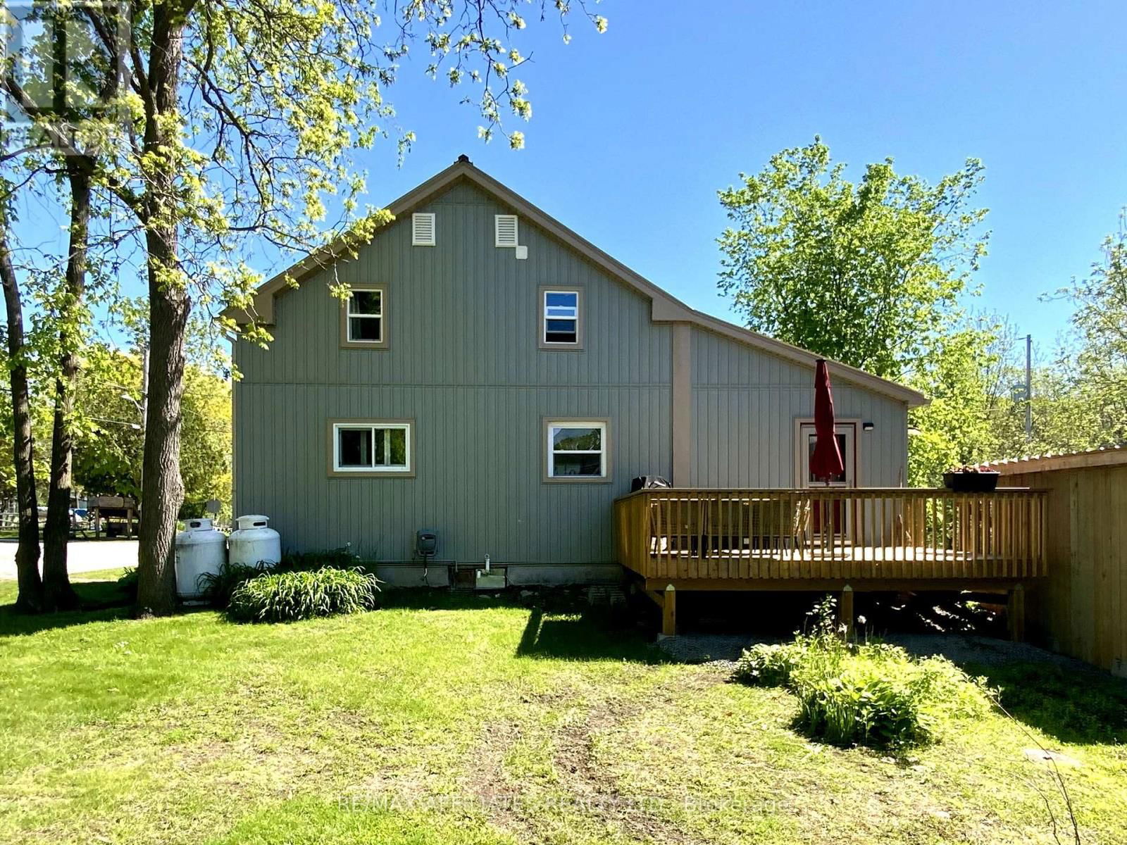 8 STEVENS STREET Image 4