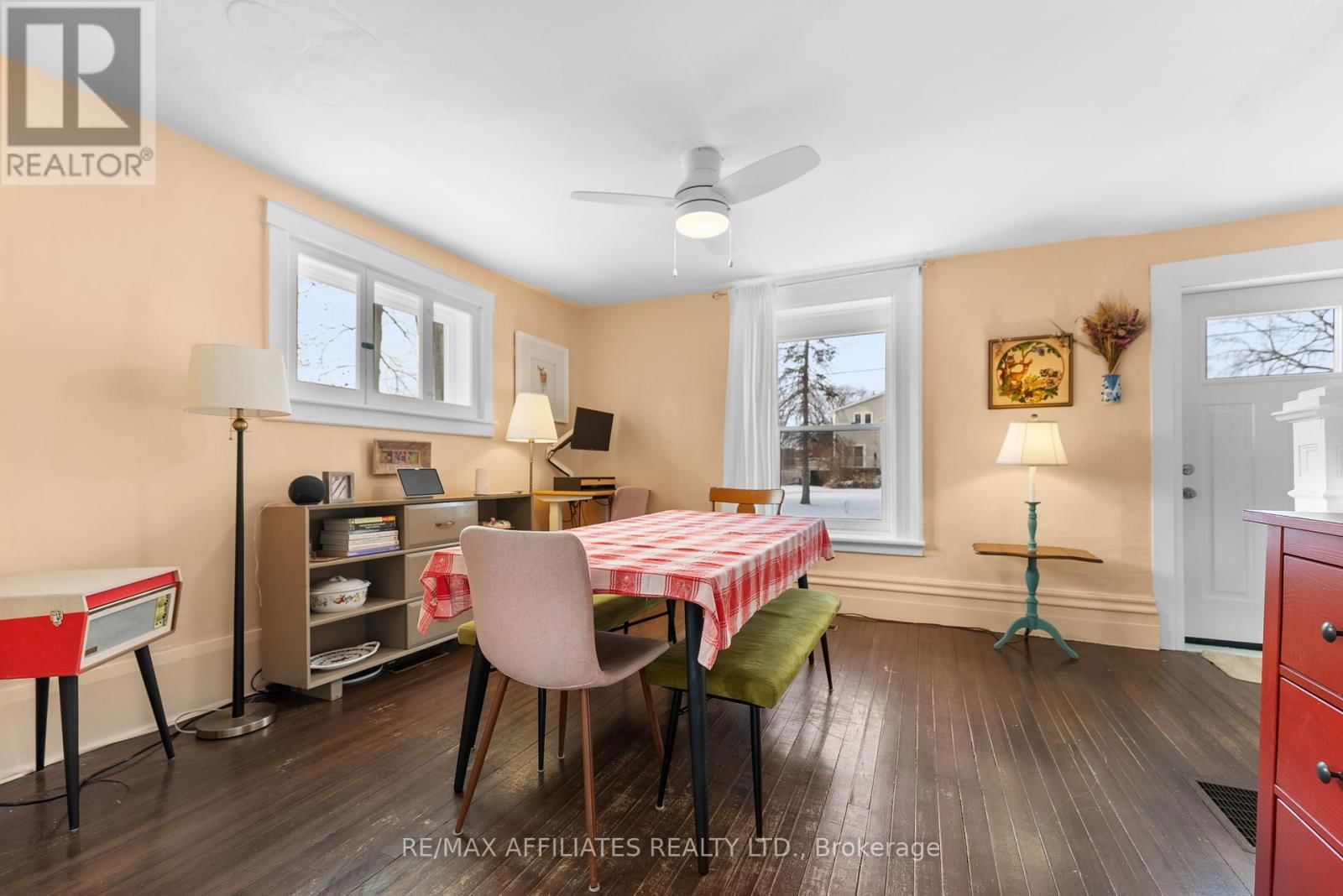 8 STEVENS STREET Image 8