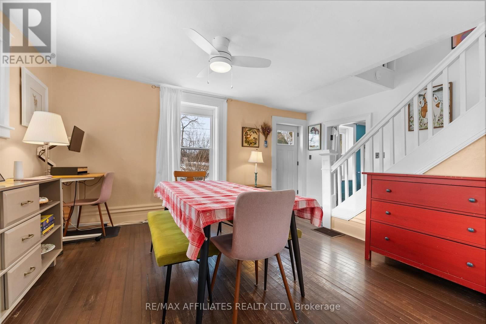 8 STEVENS STREET Image 9