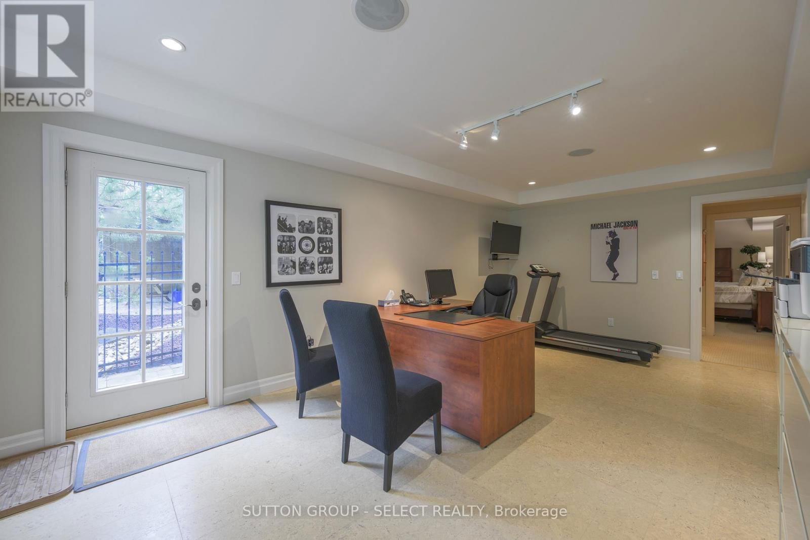 613 EAGLETRACE DRIVE Image 45