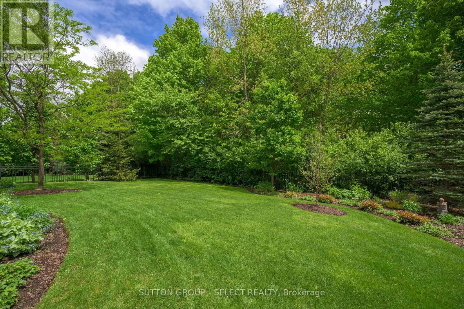 613 EAGLETRACE DRIVE Image 48