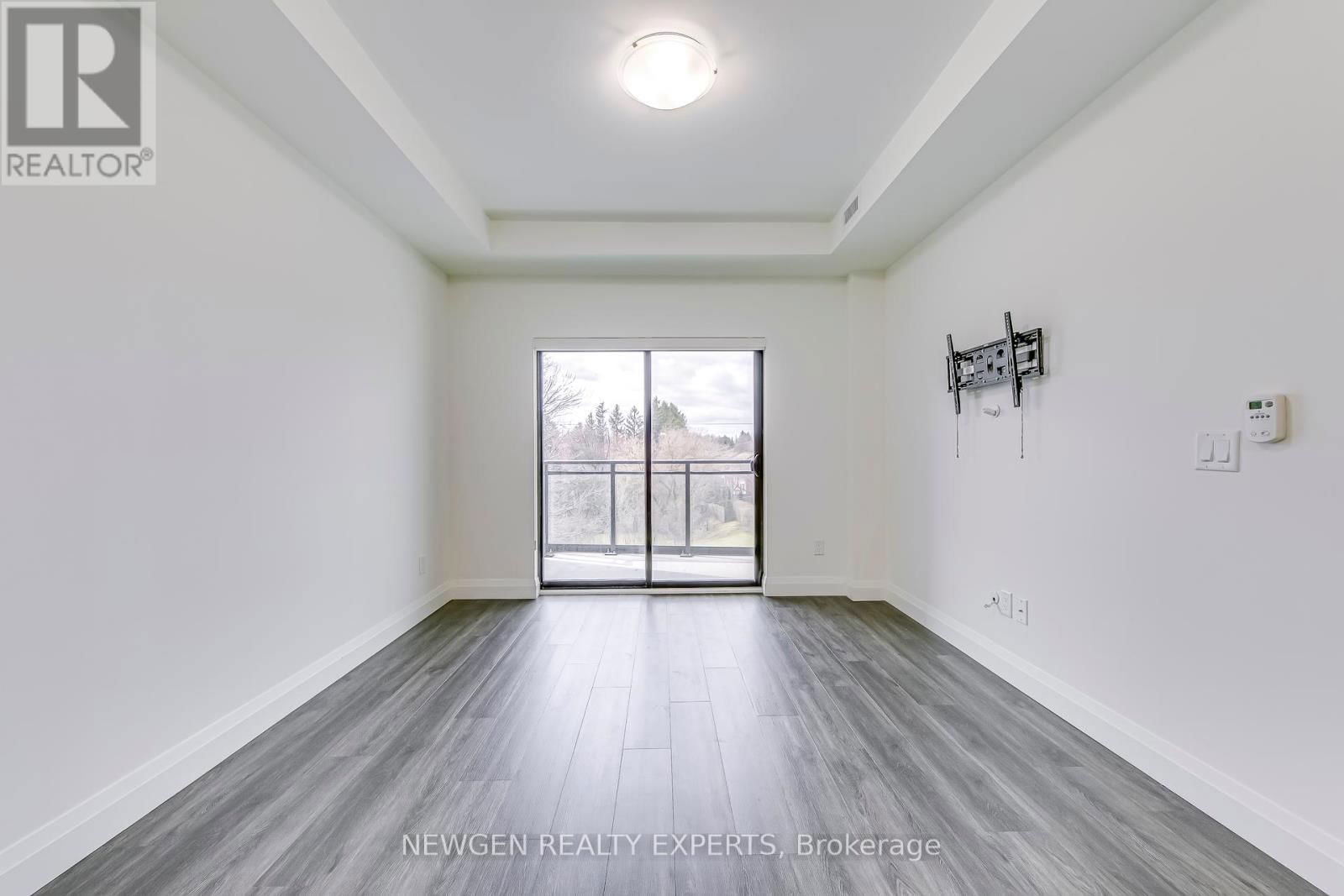 302 - 30 HAMILTON STREET Image 17