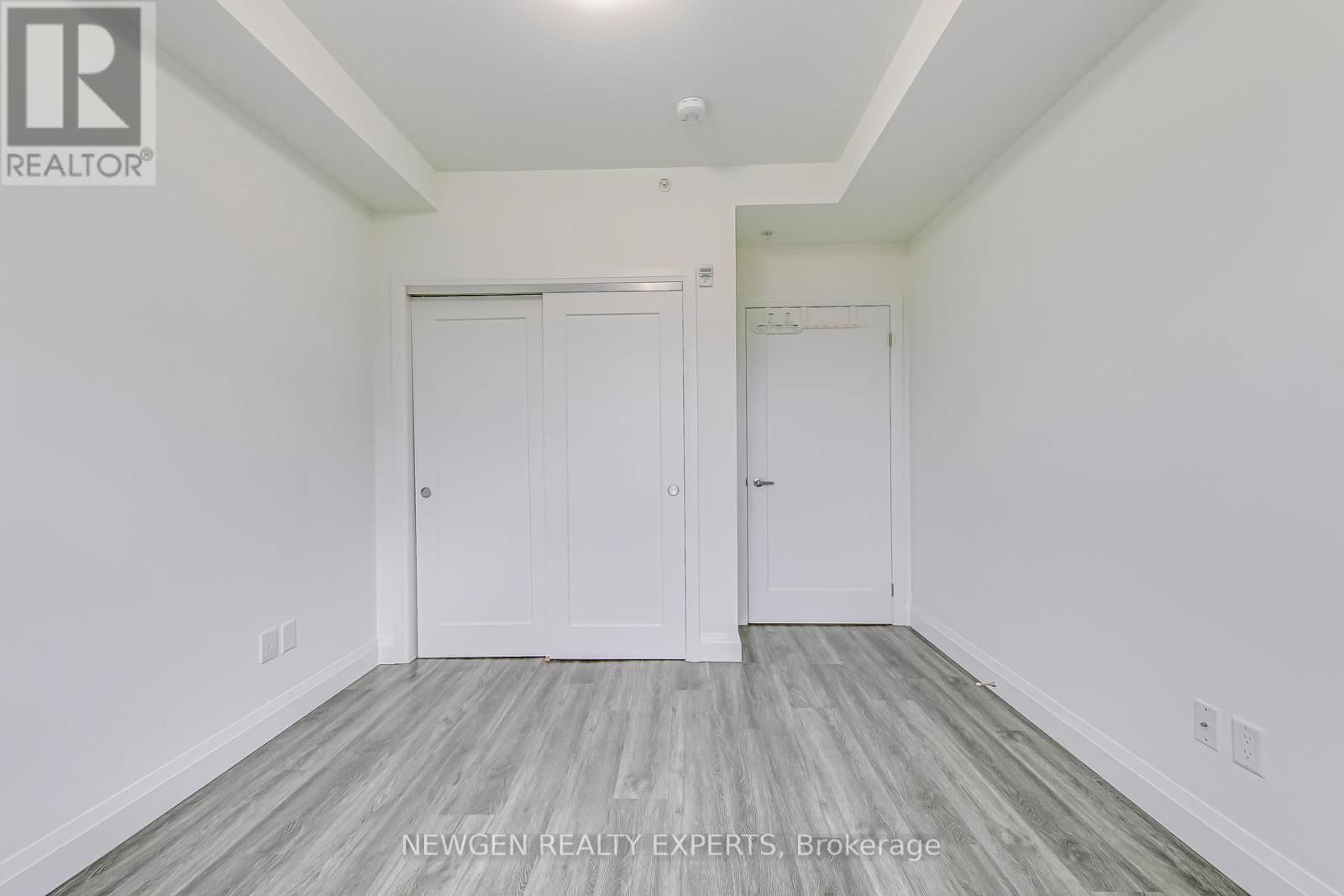 302 - 30 HAMILTON STREET Image 25