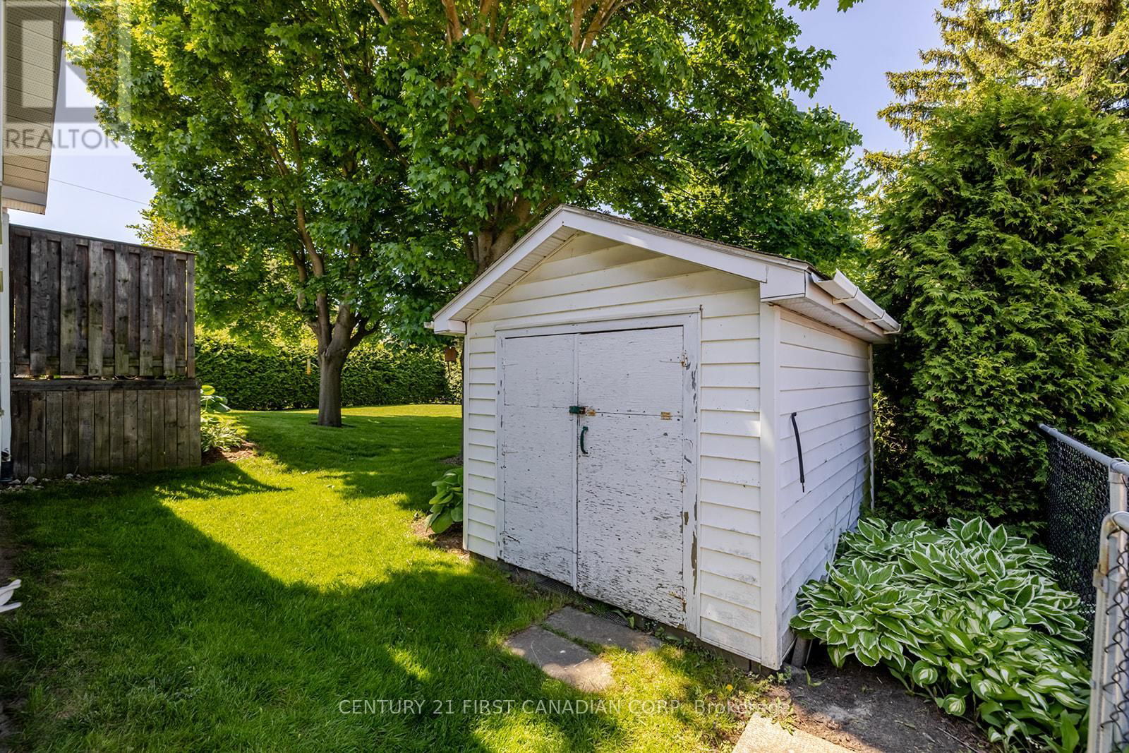 226 MARGARET STREET Image 33