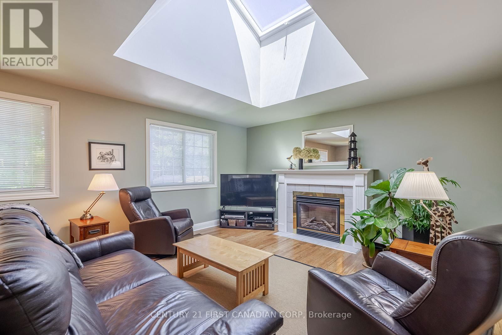 226 MARGARET STREET Image 5