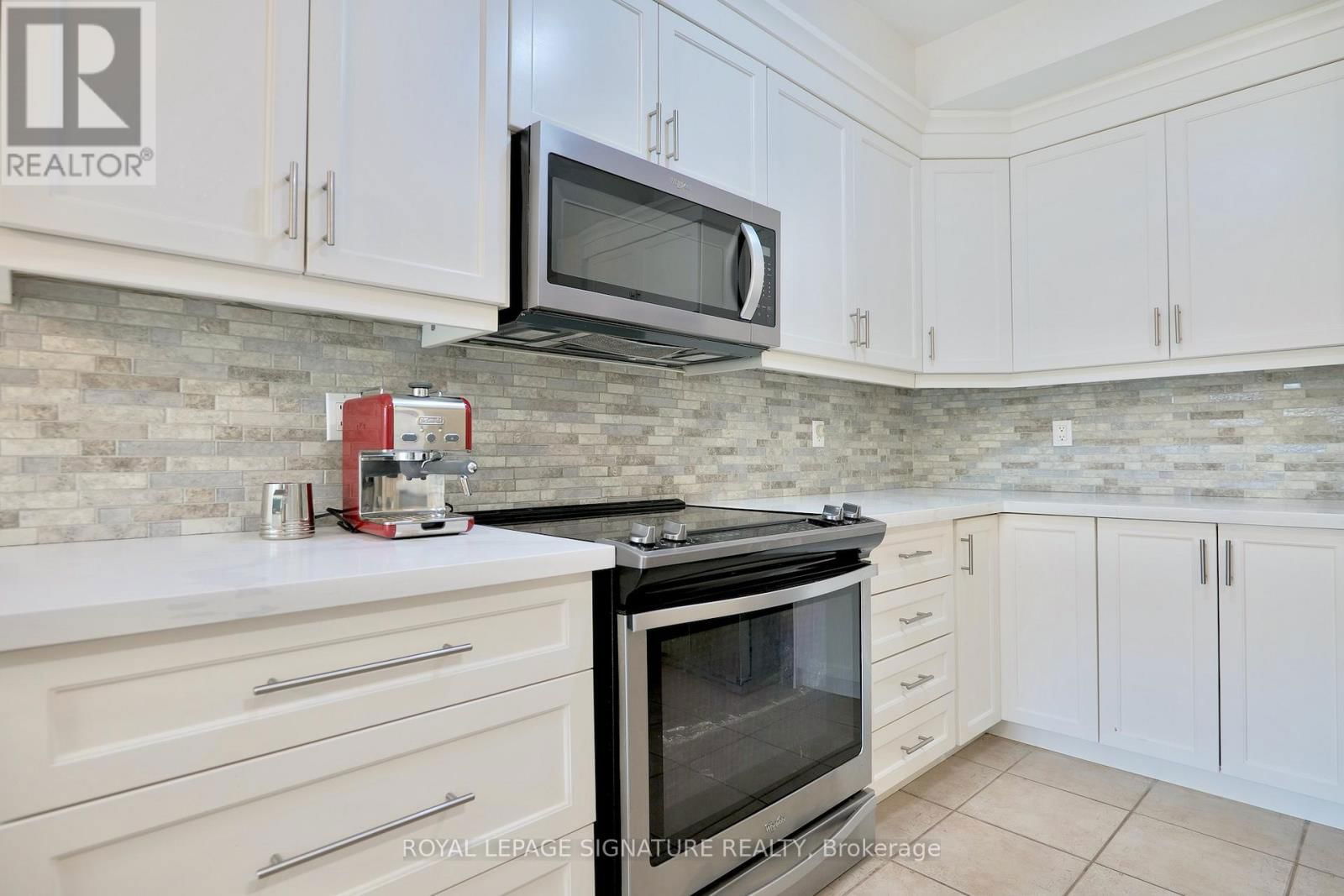 48 - 60 CLOVERLEAF DRIVE Image 19