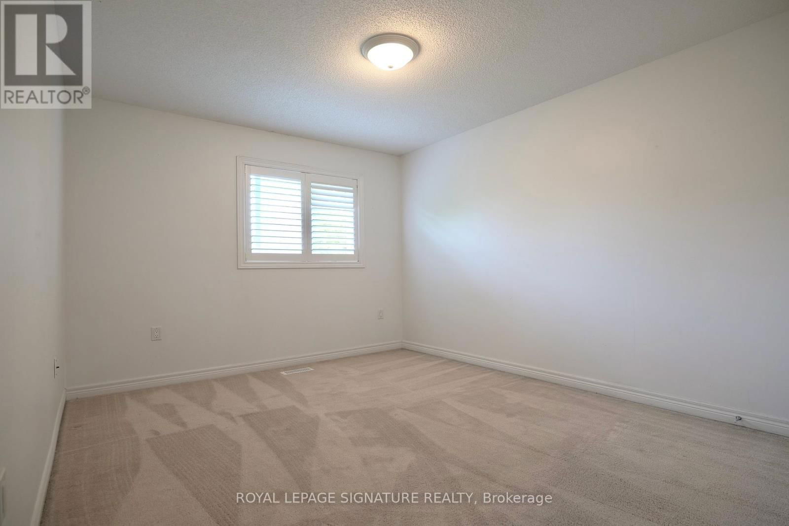 48 - 60 CLOVERLEAF DRIVE Image 33