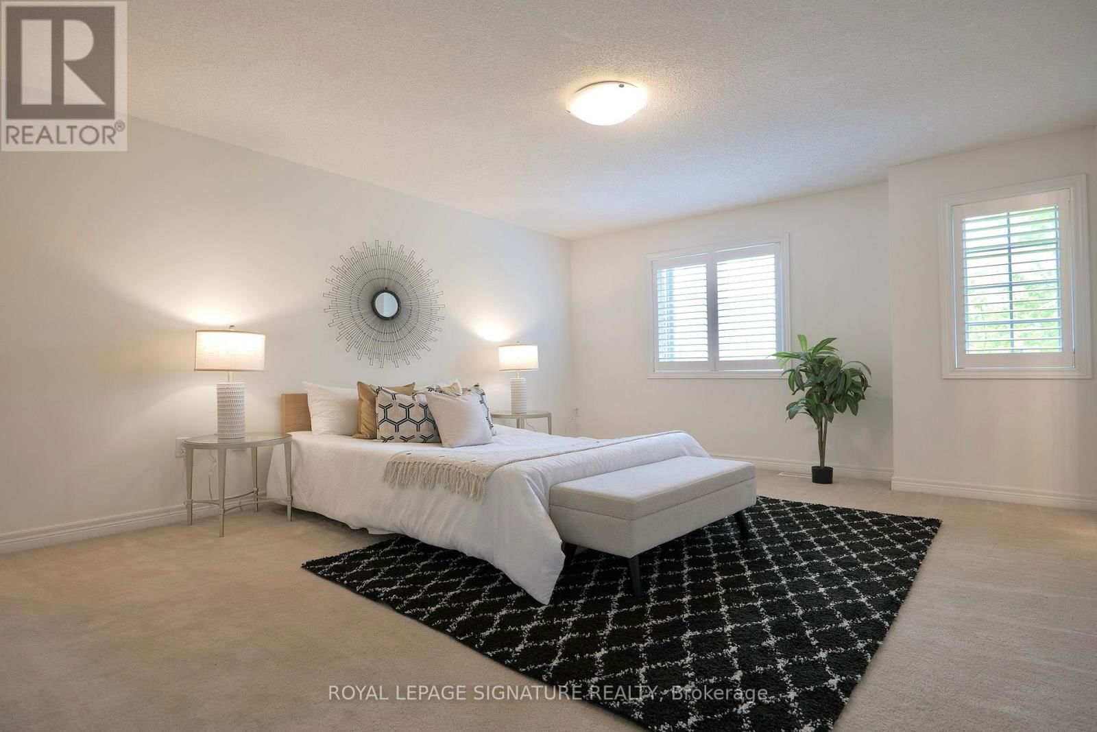 48 - 60 CLOVERLEAF DRIVE Image 35