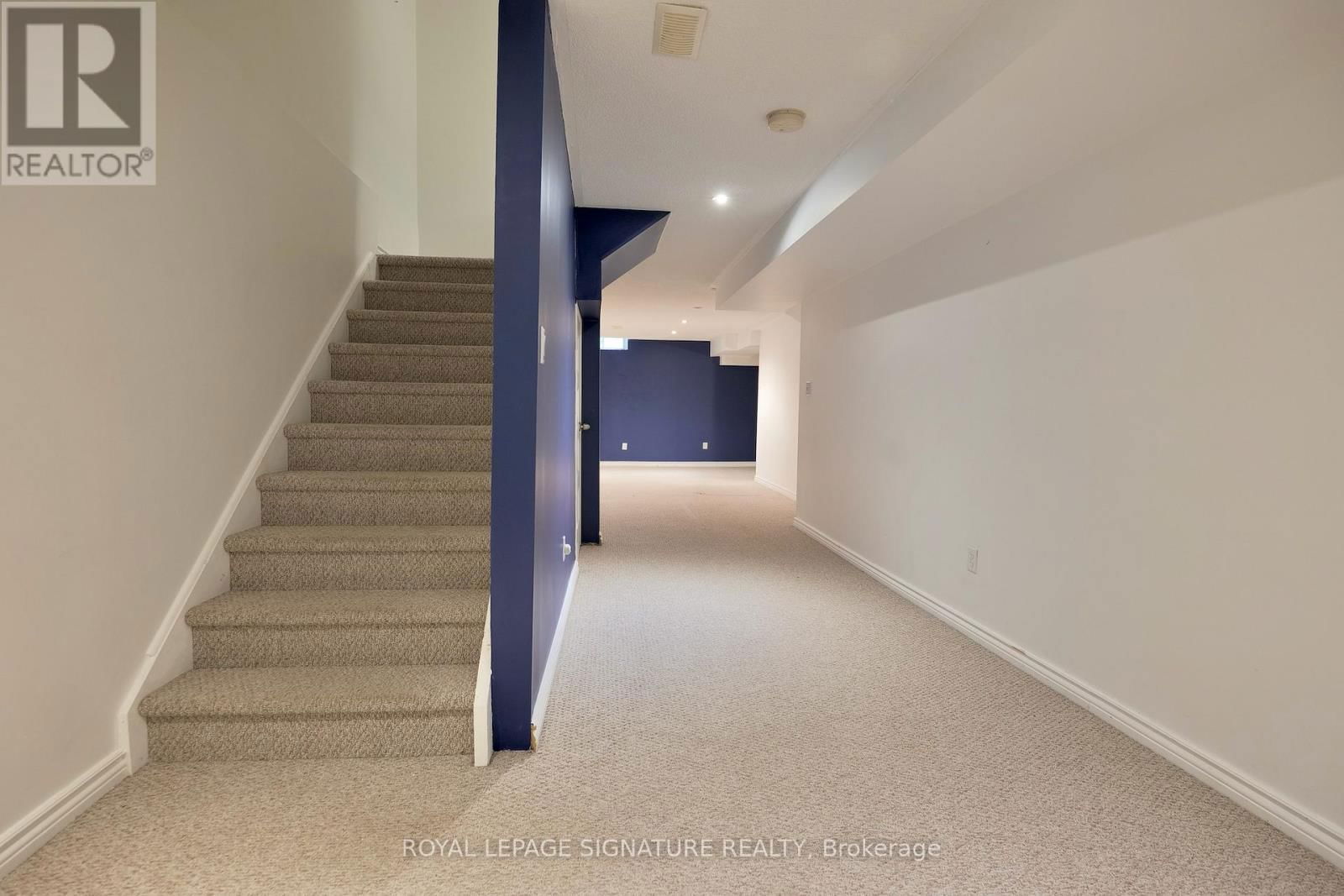 48 - 60 CLOVERLEAF DRIVE Image 43