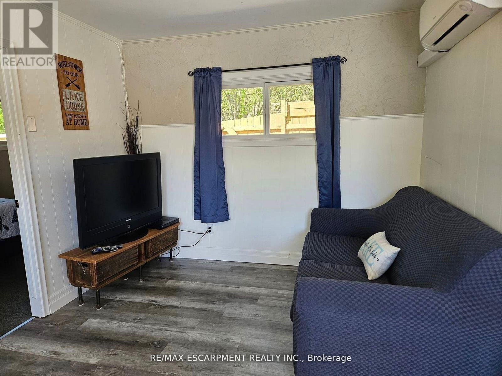 9717 ARMY CAMP ROAD Image 24