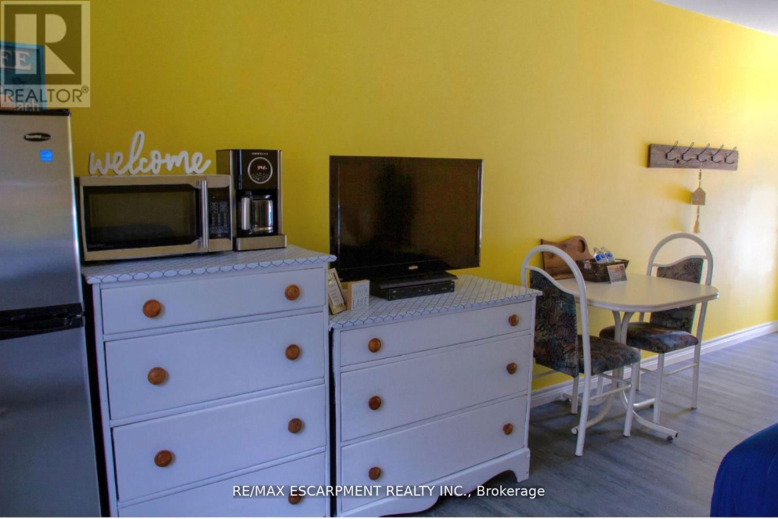 9717 ARMY CAMP ROAD Image 35