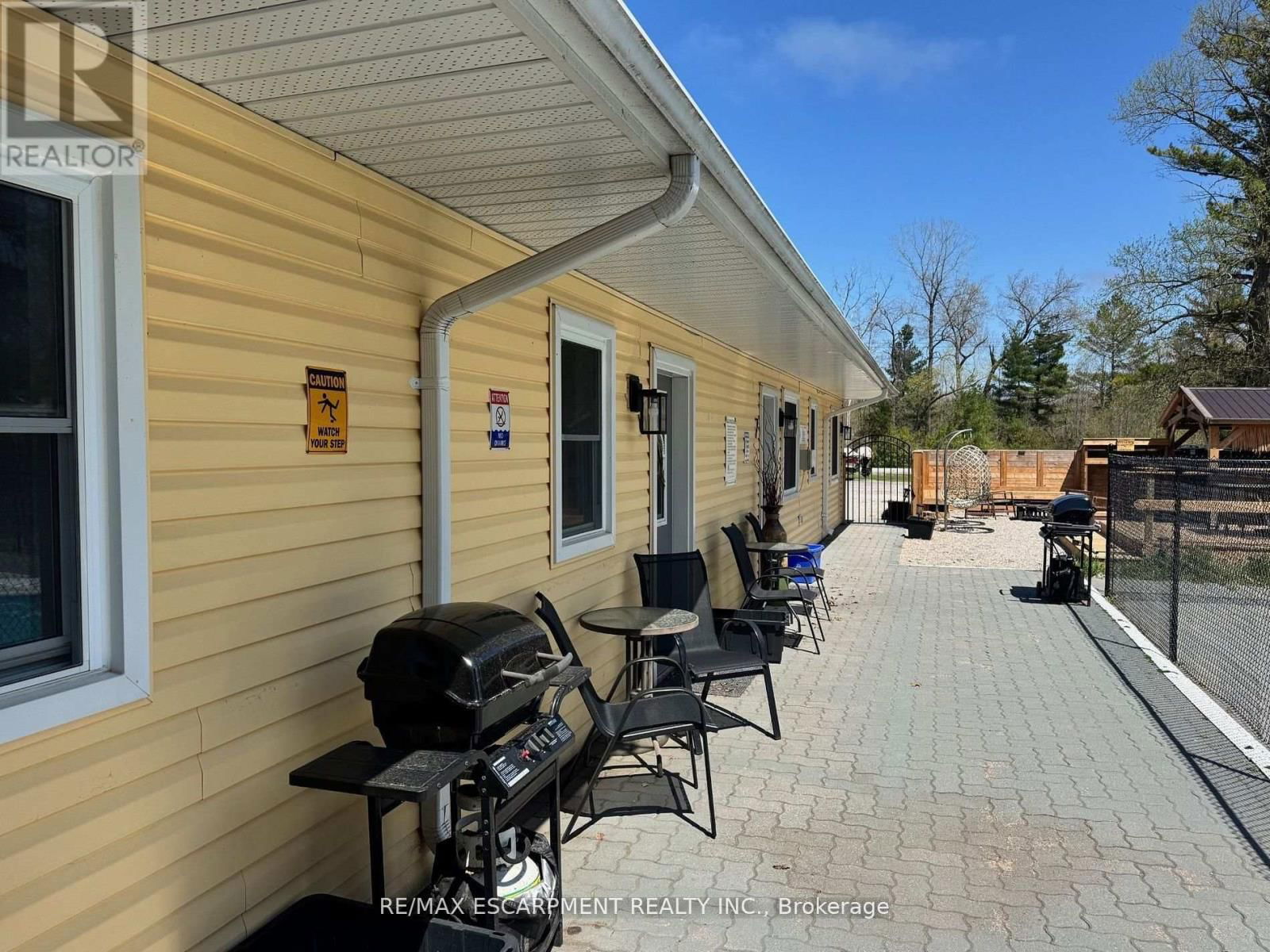 9717 ARMY CAMP ROAD Image 42