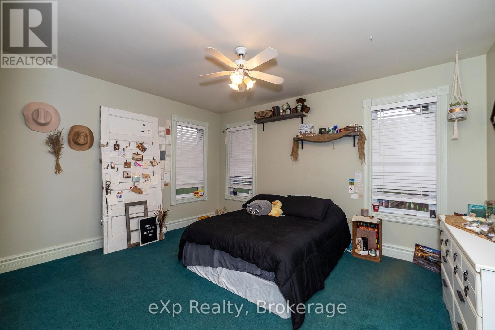 418485 CONCESSION A Image 25