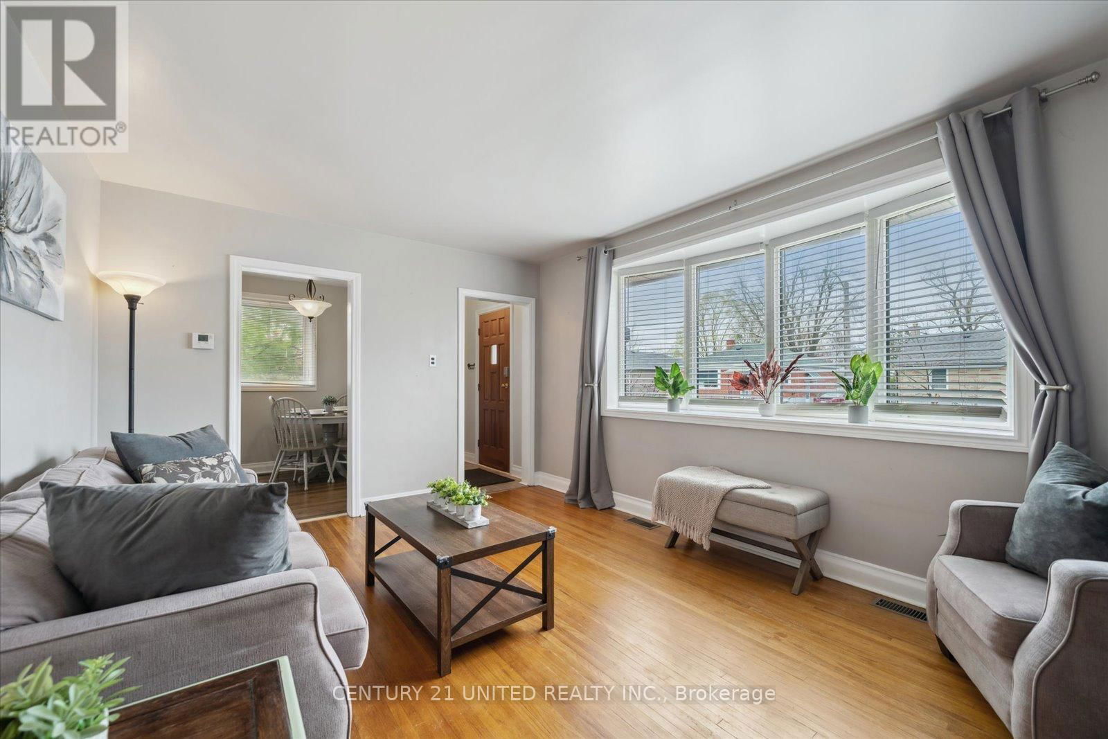 627 BELLAIRE STREET Image 11