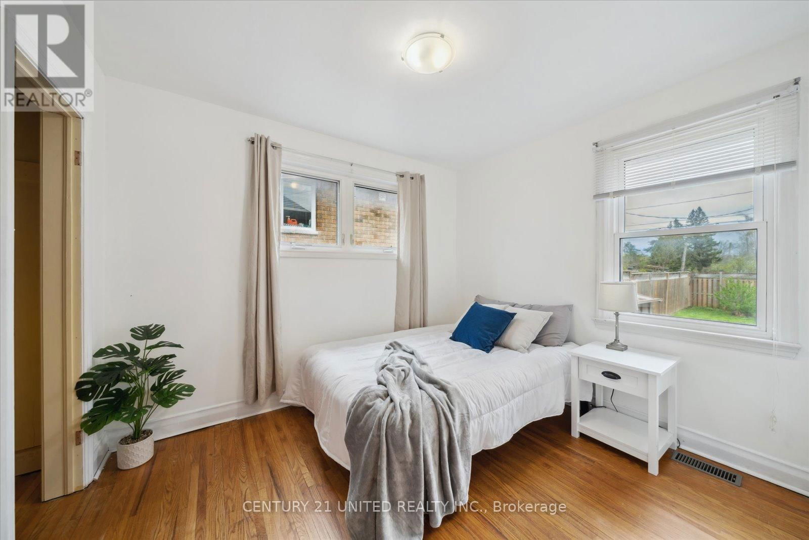 627 BELLAIRE STREET Image 21