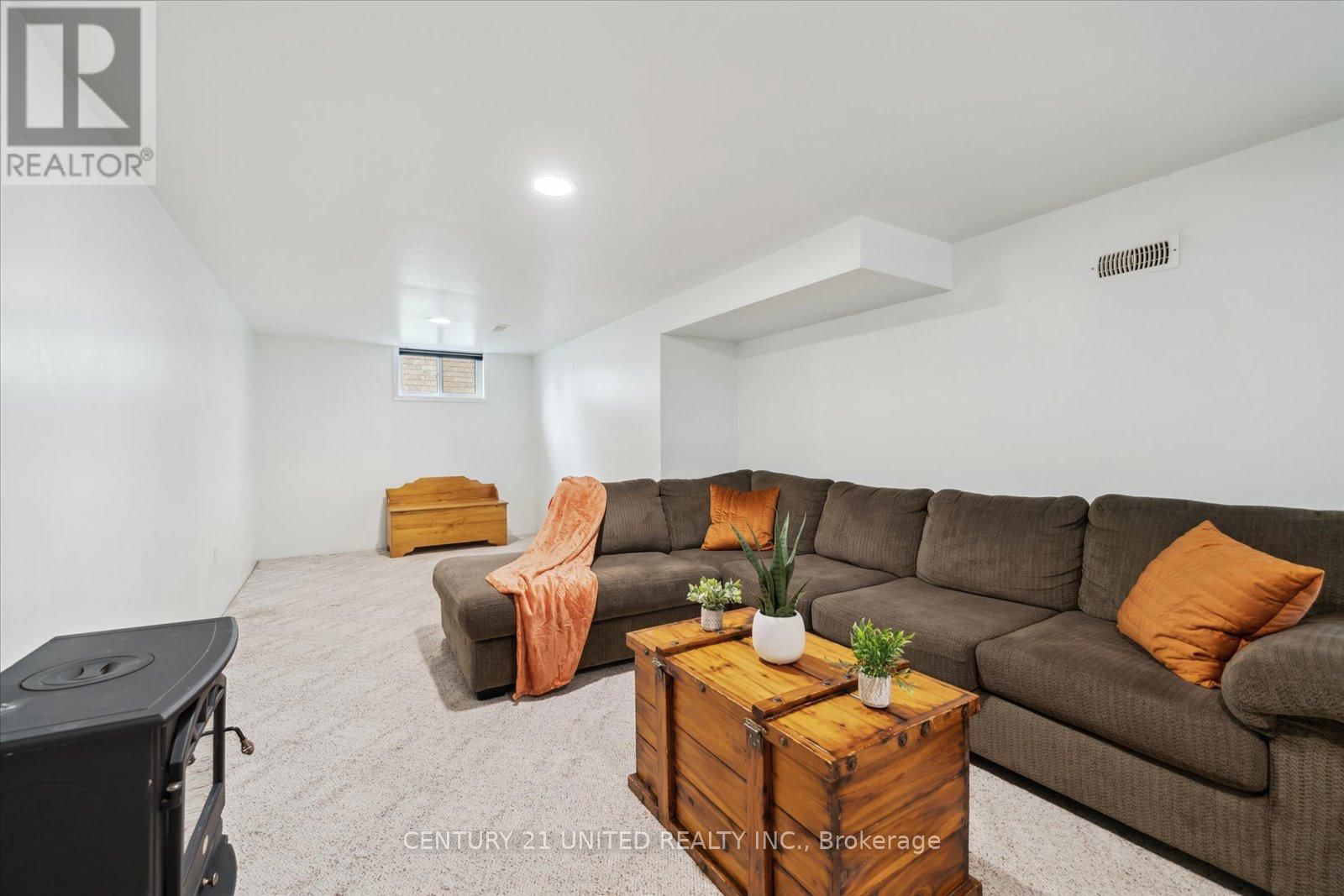 627 BELLAIRE STREET Image 34