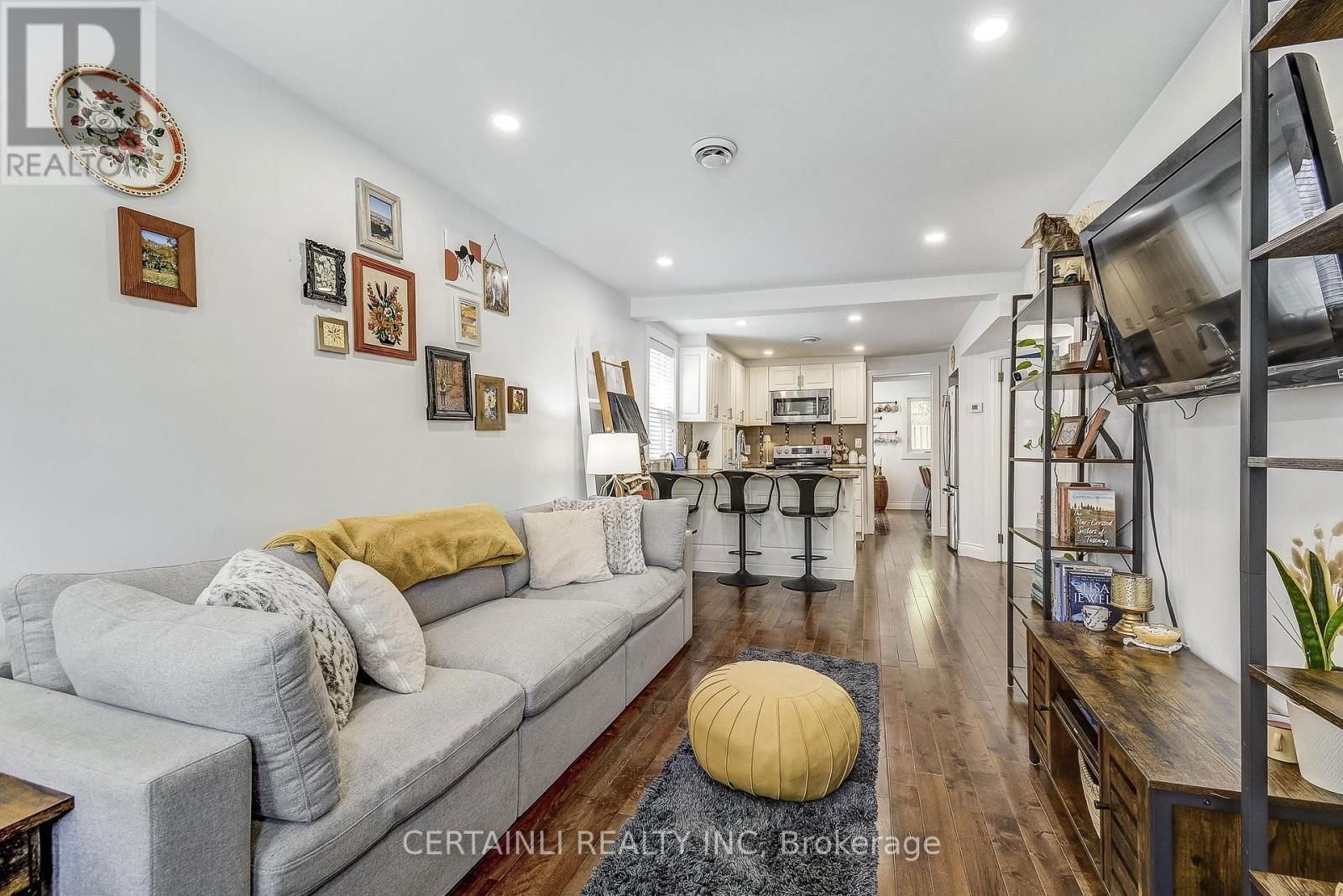 62 ARGYLE AVENUE Image 6