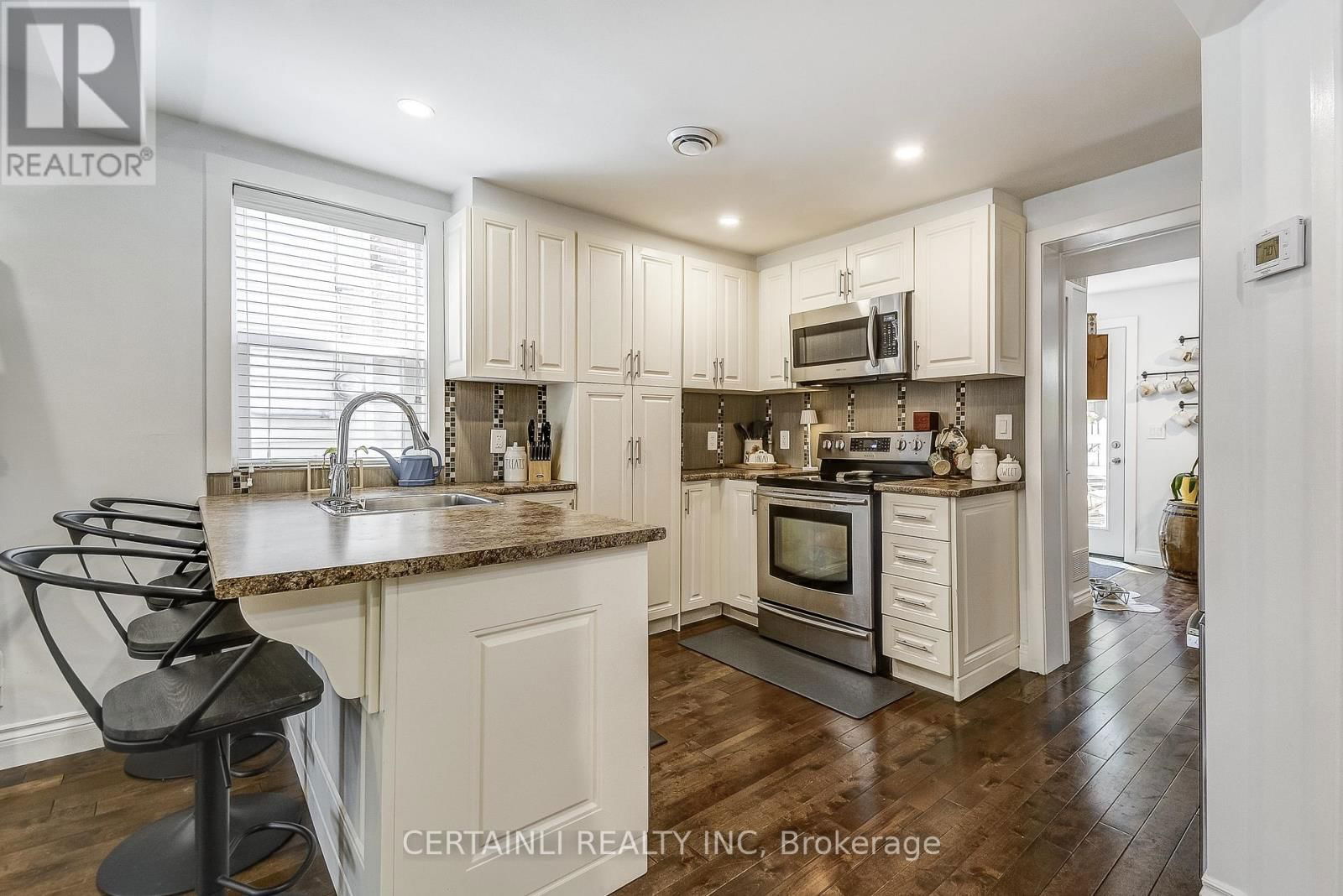 62 ARGYLE AVENUE Image 8