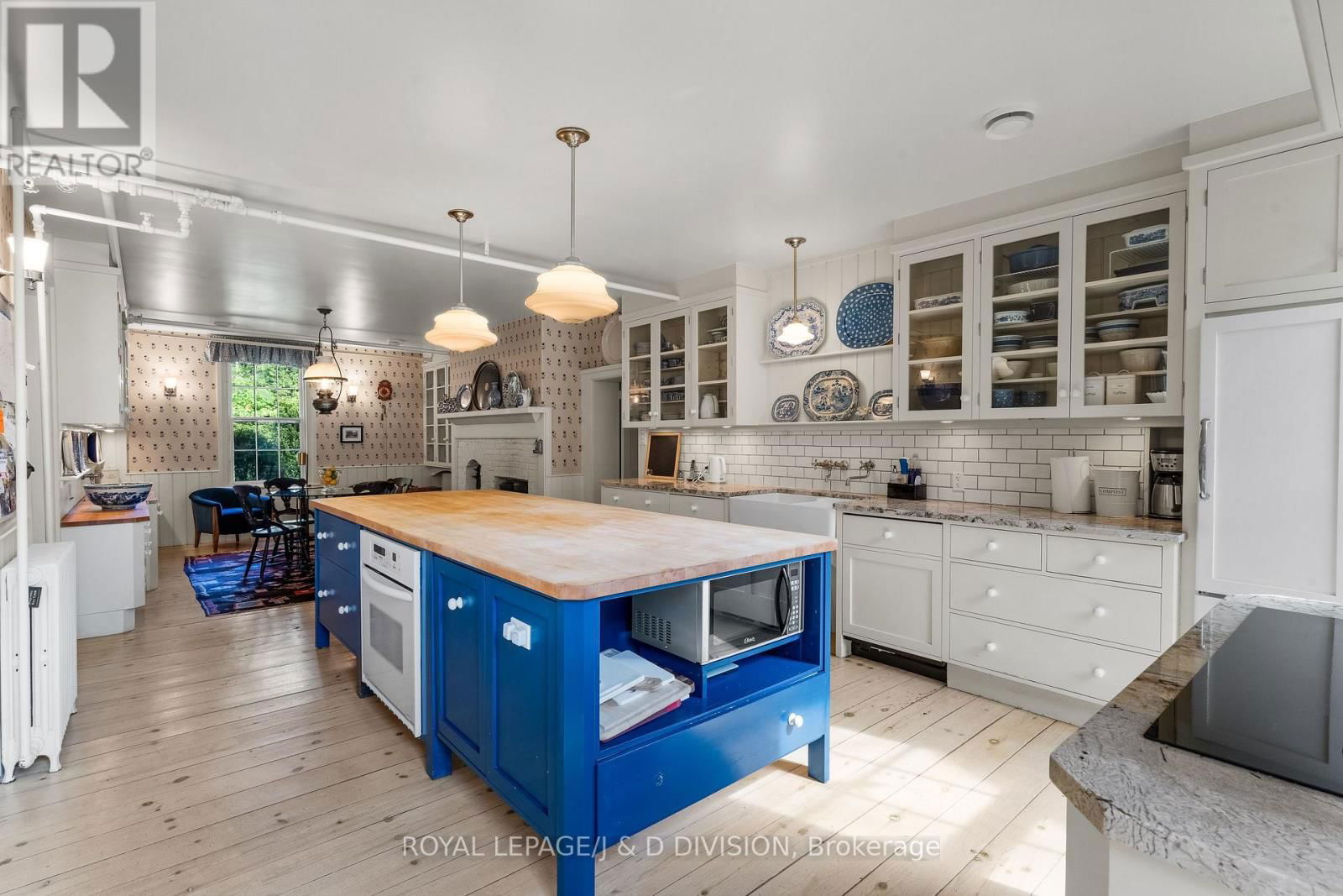 4558 COUNTY RD 10 Image 21