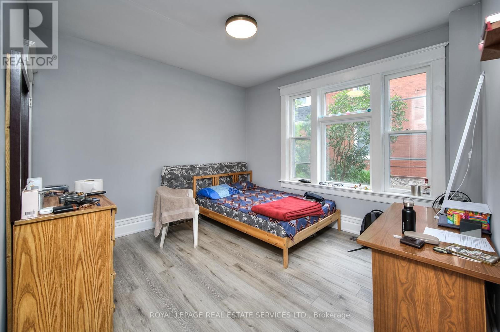 19 CLARENCE PLACE Image 14