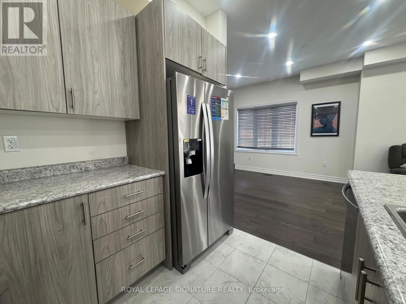 13 - 88 DECORSO DRIVE Image 13