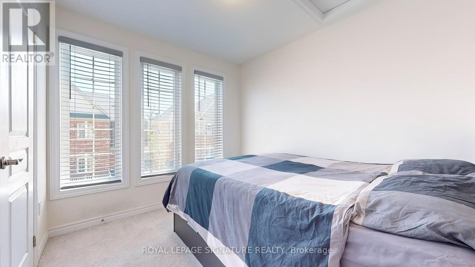 13 - 88 DECORSO DRIVE Image 18