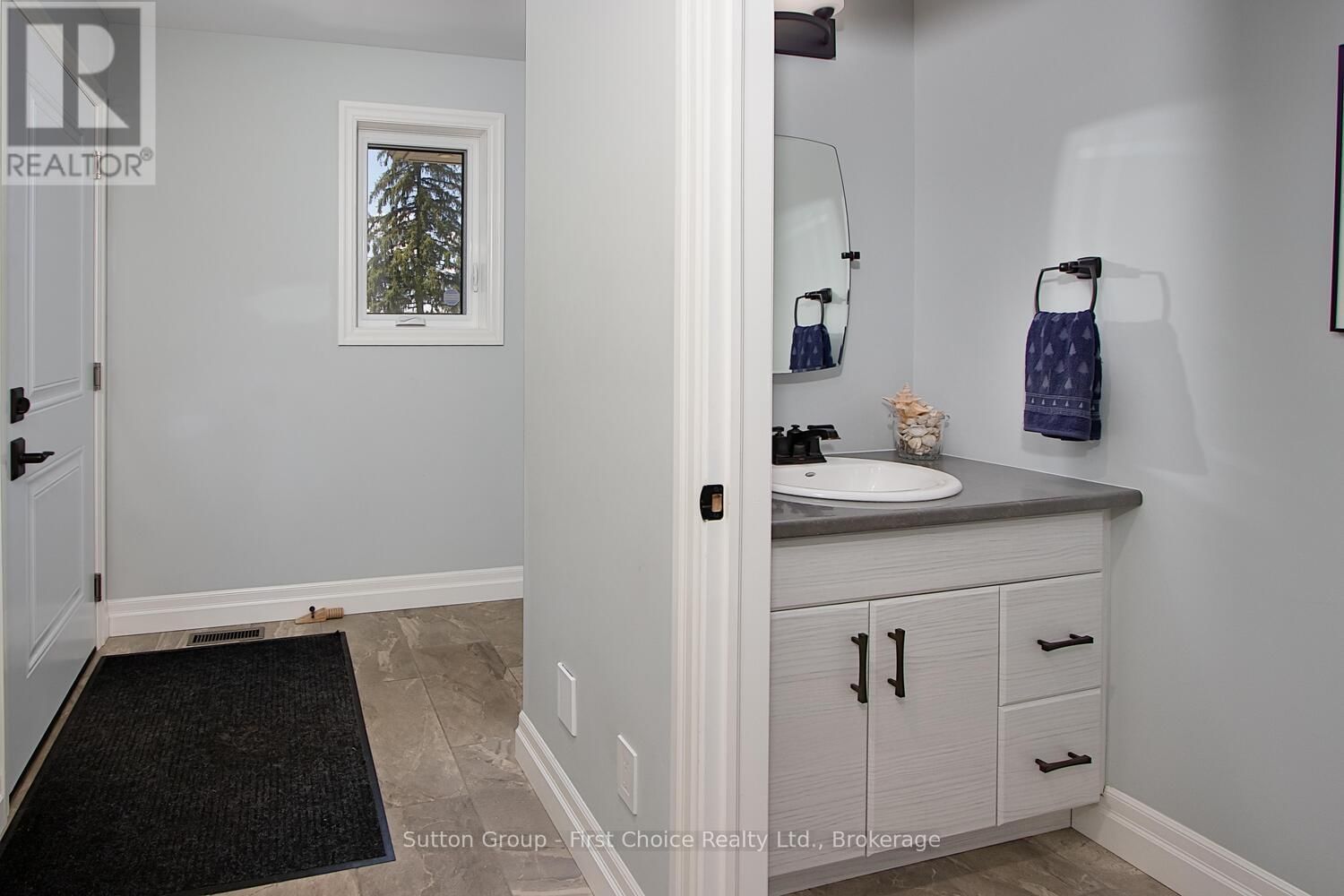 3745 COUNTY ROAD 112 Image 21