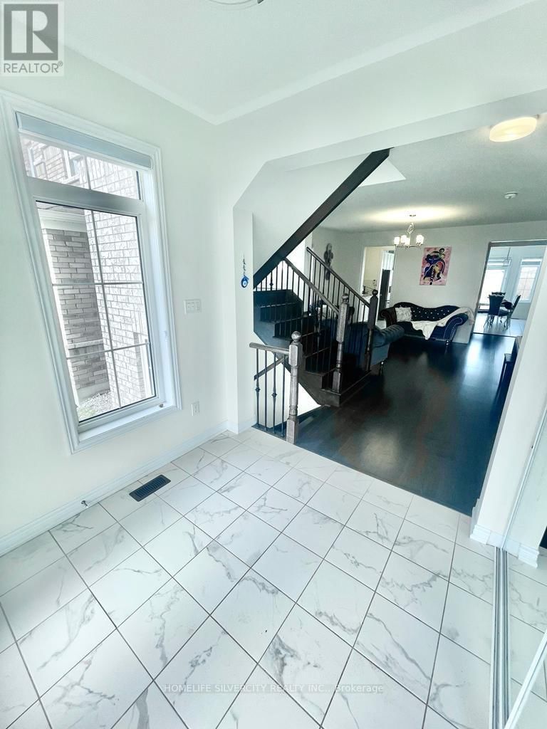 Secondary Property View