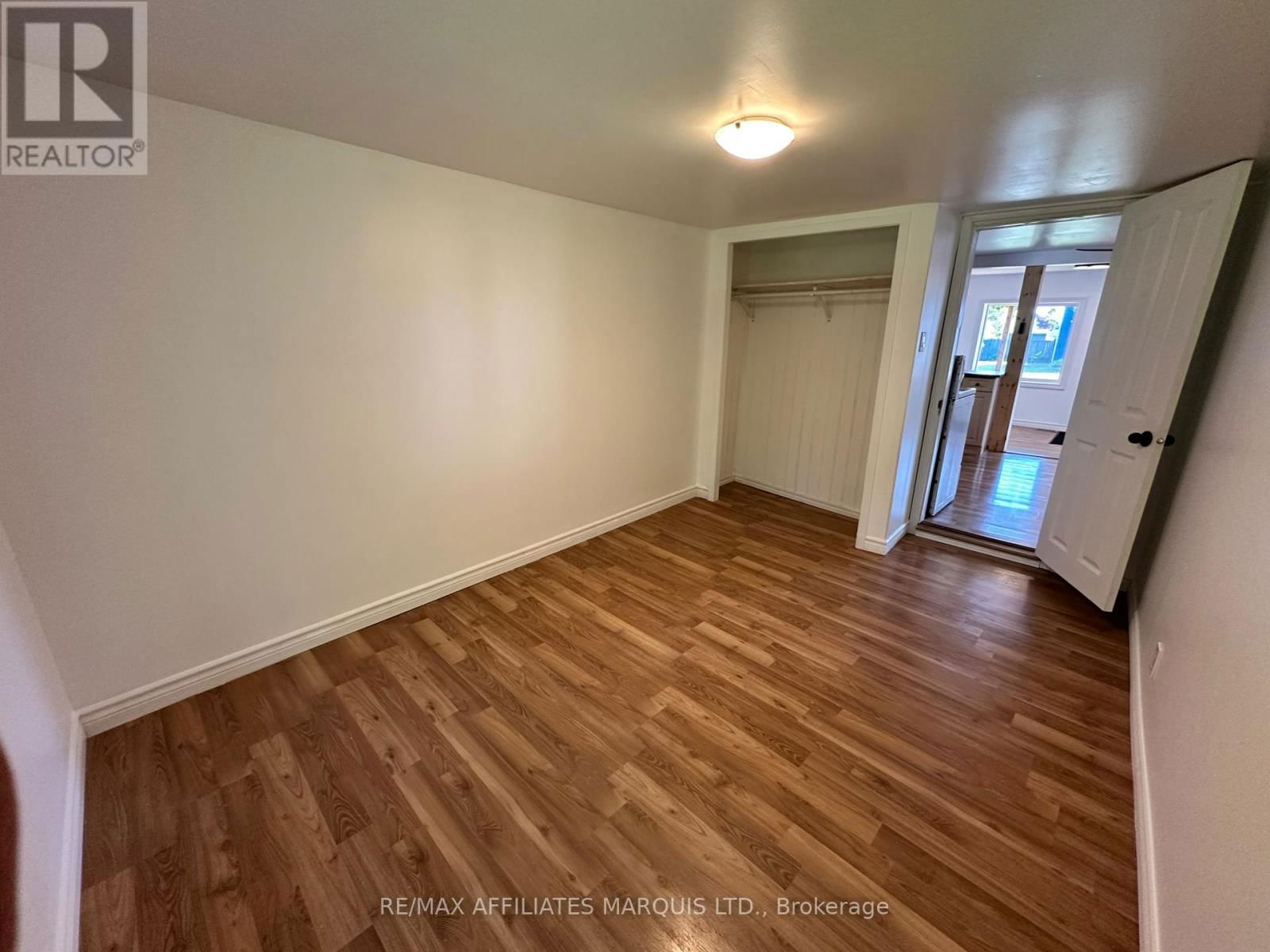 1128 ONTARIO STREET Image 10