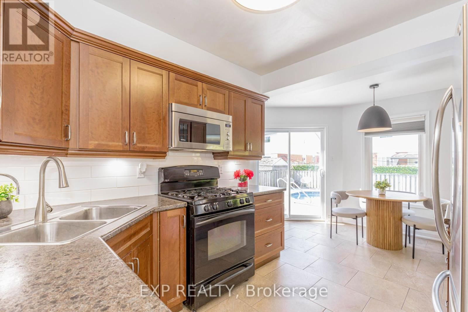 33 MEAGHAN STREET Image 14