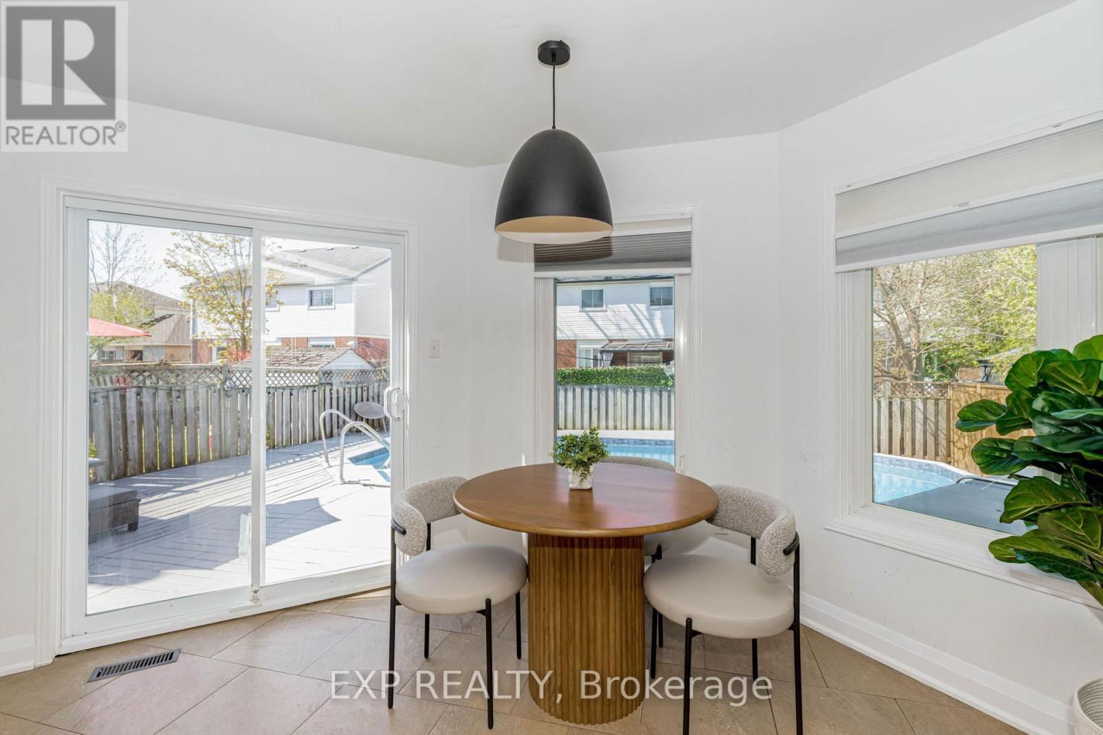 33 MEAGHAN STREET Image 17