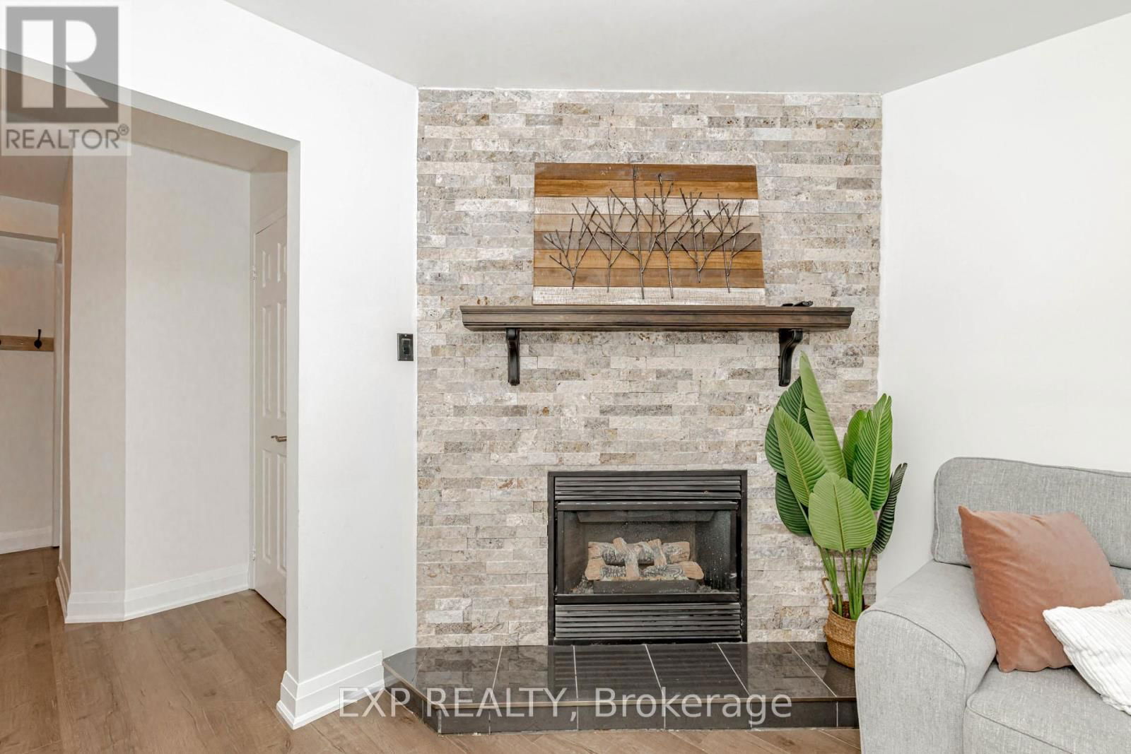 33 MEAGHAN STREET Image 21