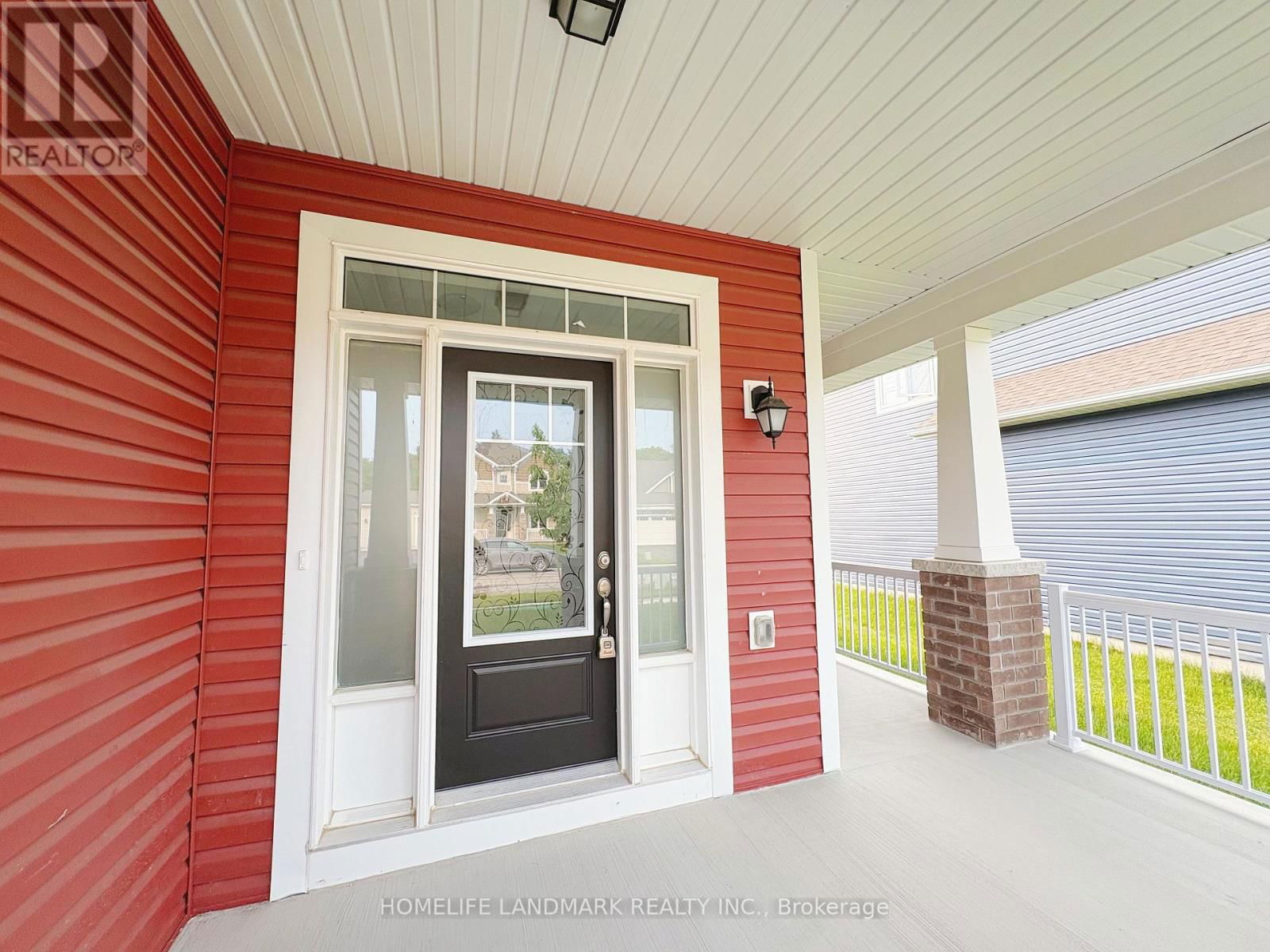 29 DYER CRESCENT Image 3