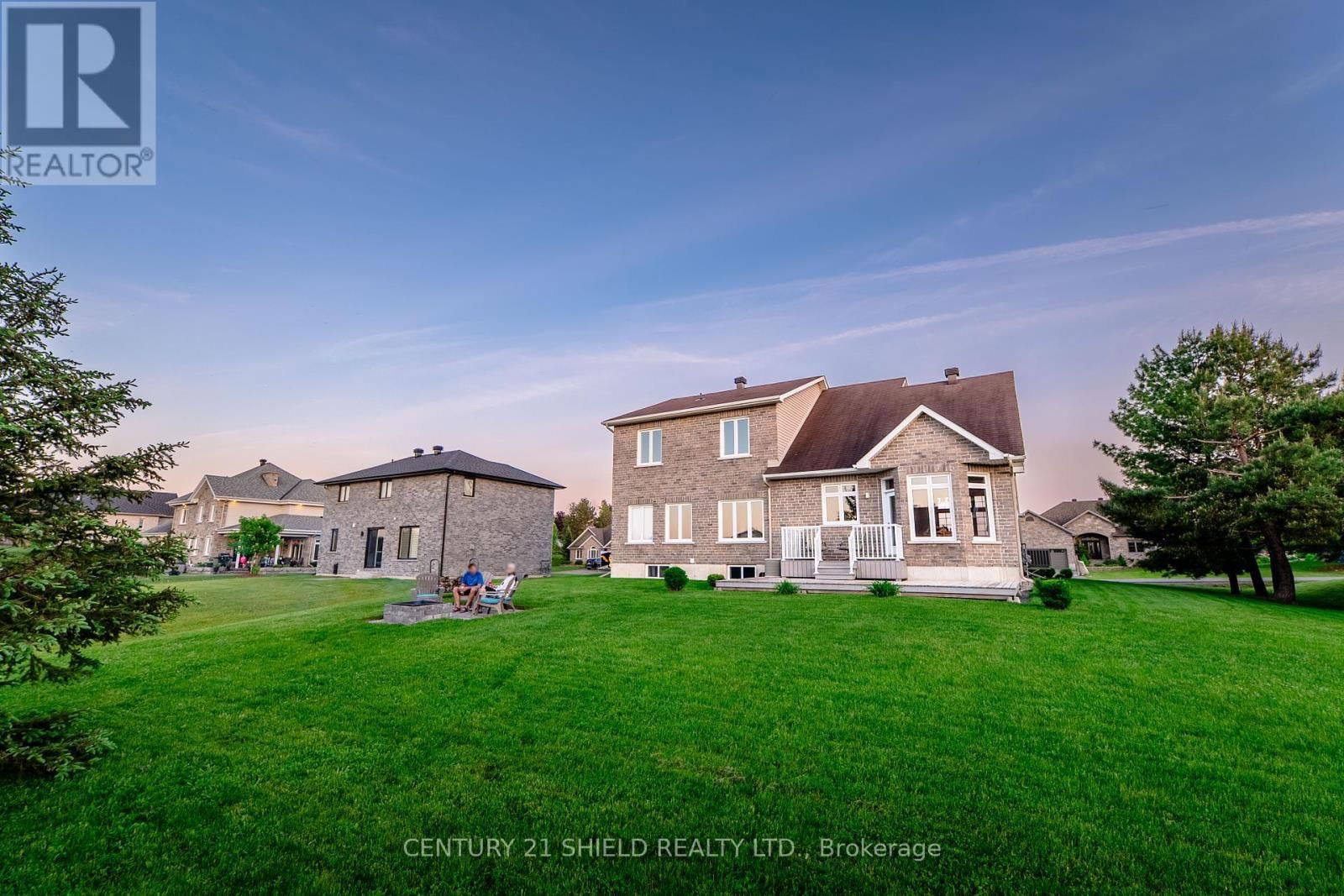 10 STRATFORD BOULEVARD Image 11