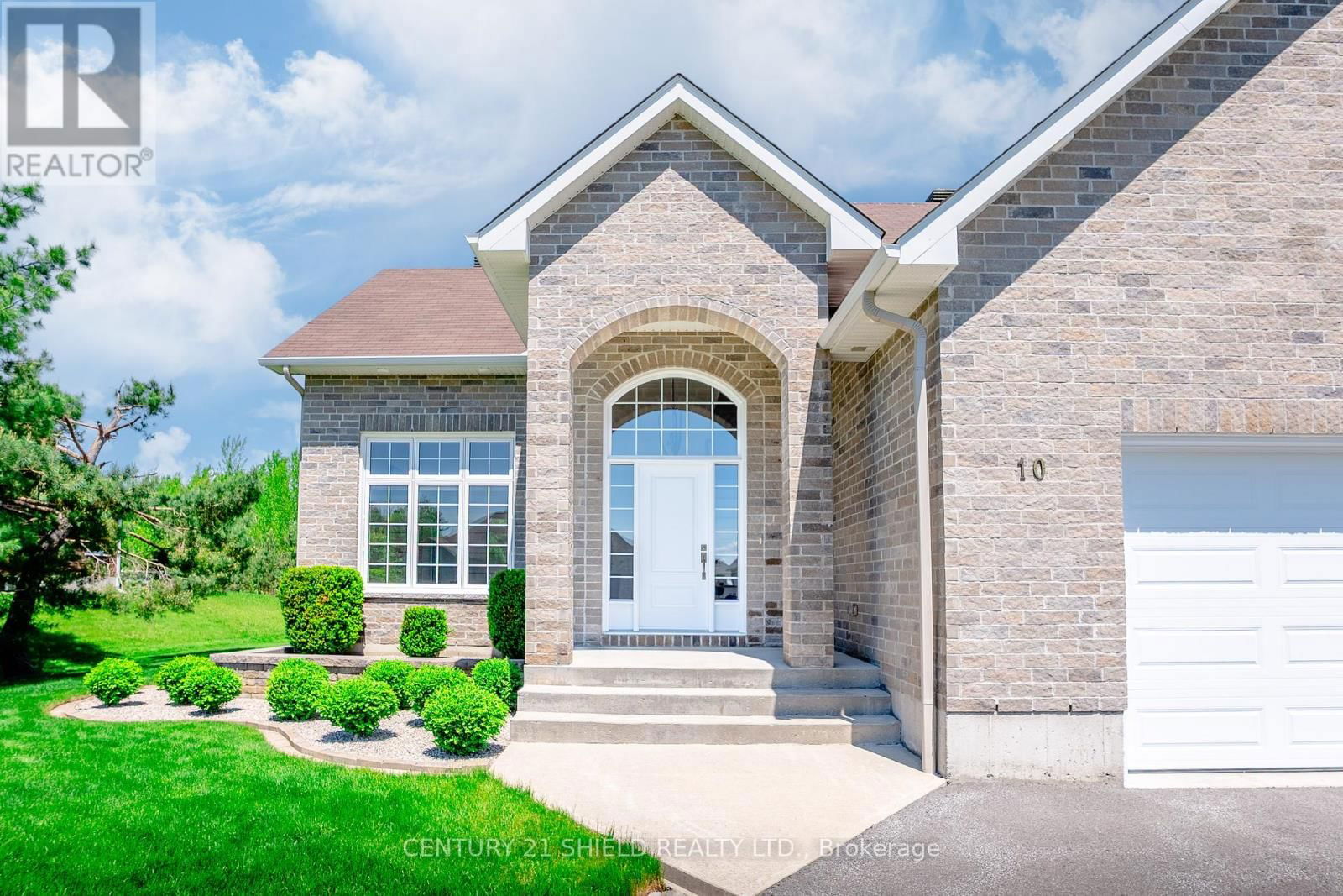 10 STRATFORD BOULEVARD Image 7