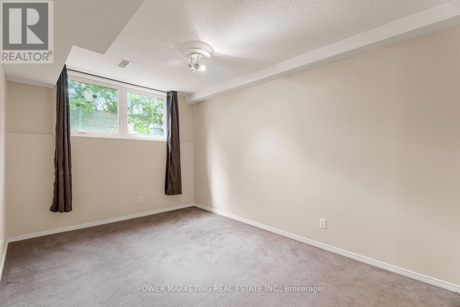 10 - 1701 BLOHM DRIVE Image 26