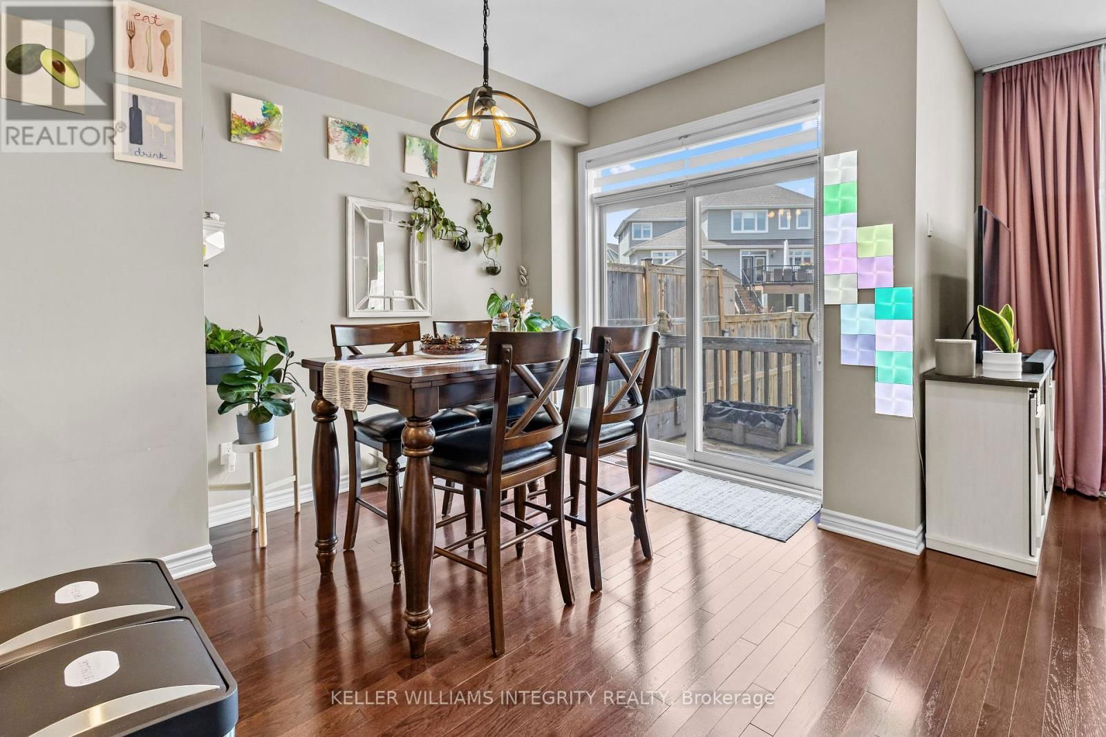 313 WARMSTONE DRIVE Image 12