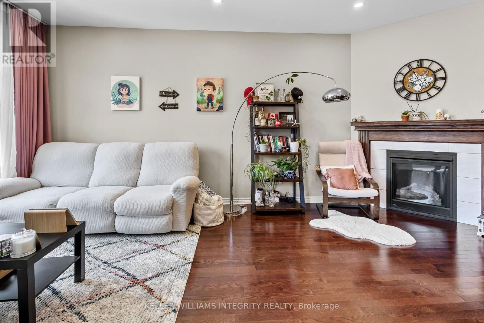 313 WARMSTONE DRIVE Image 17