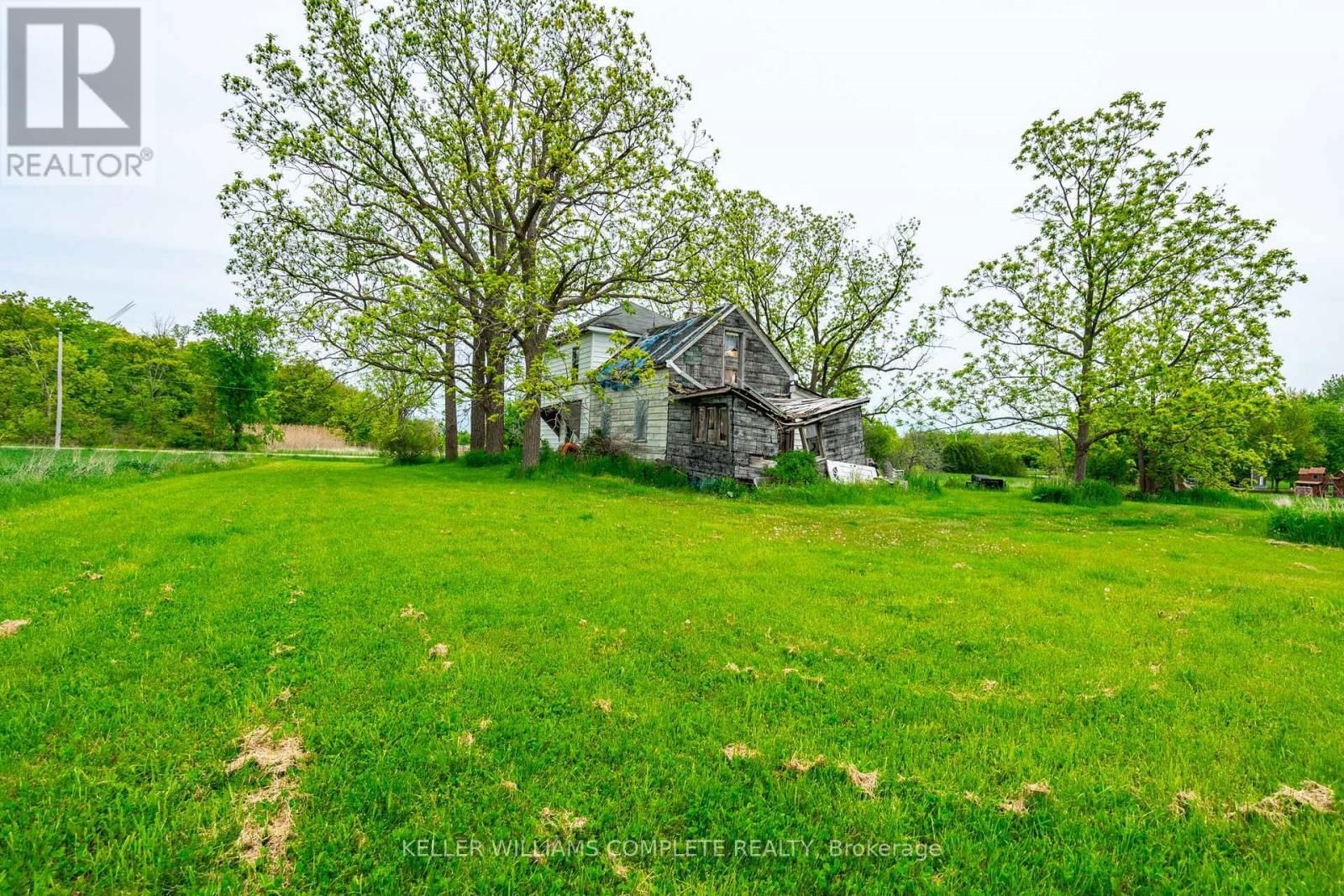 6856 SIXTEEN ROAD Image 6