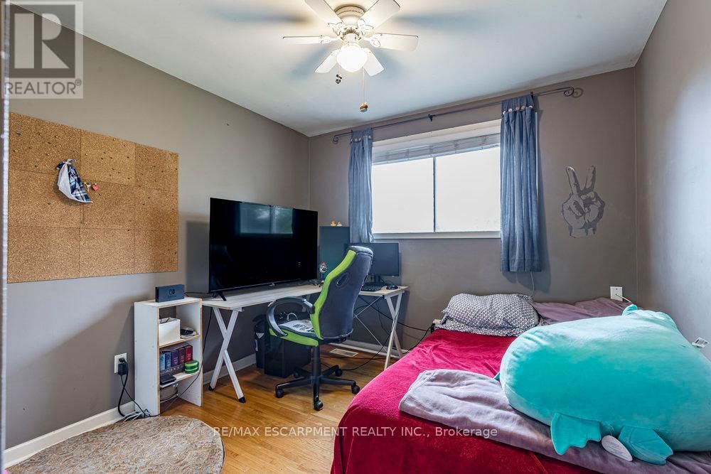 6871 CORWIN CRESCENT Image 12