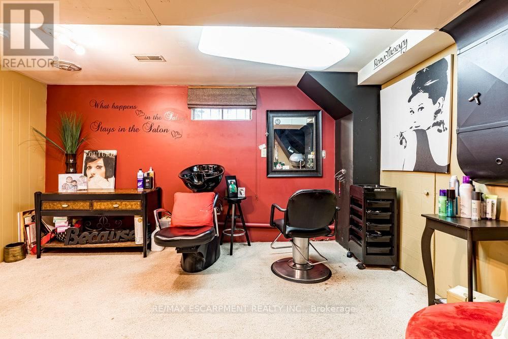 6871 CORWIN CRESCENT Image 17