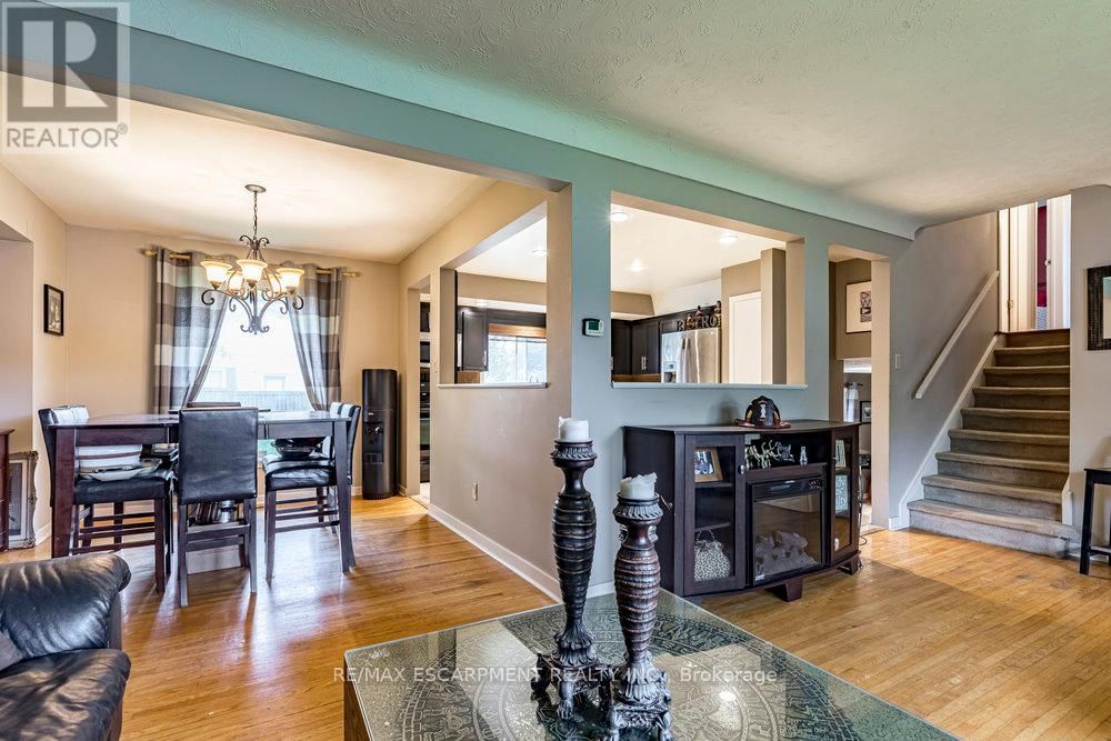 6871 CORWIN CRESCENT Image 5