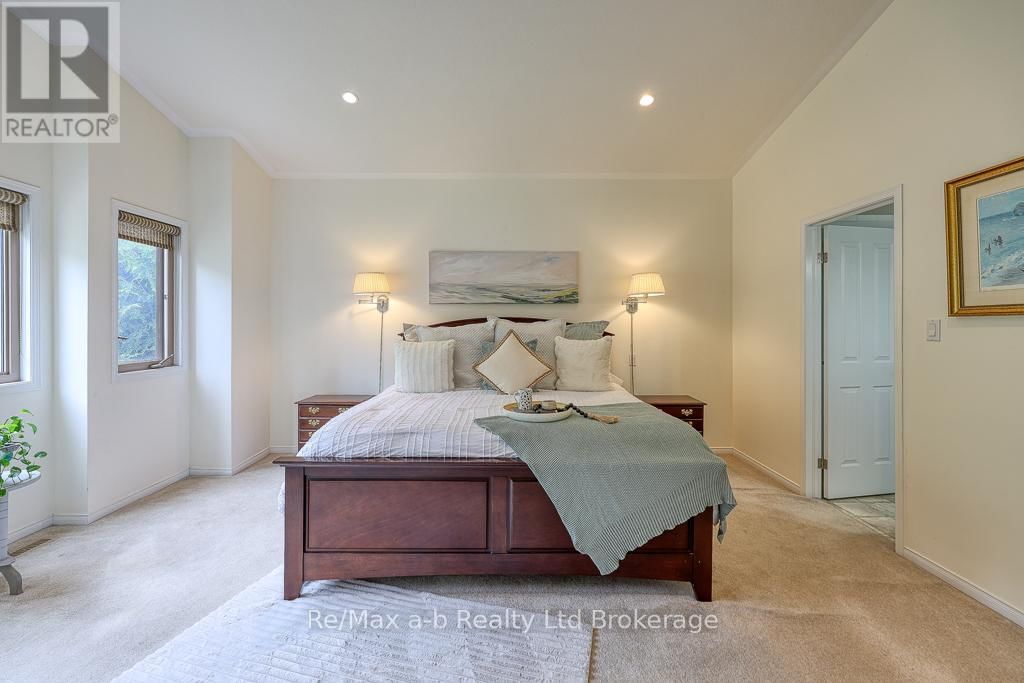 27 SHELTON DRIVE Image 15