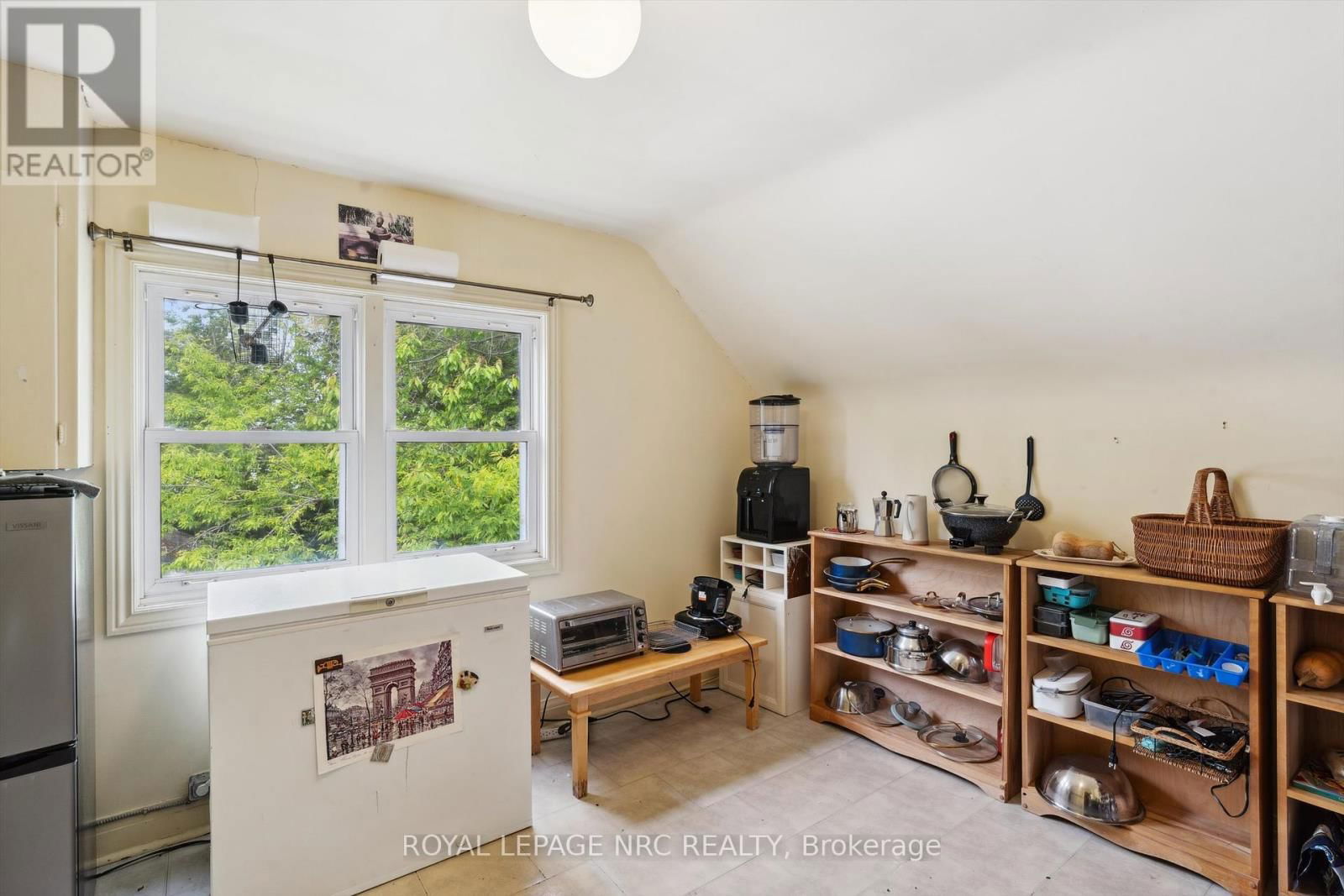 160 HIGHLAND AVENUE Image 13