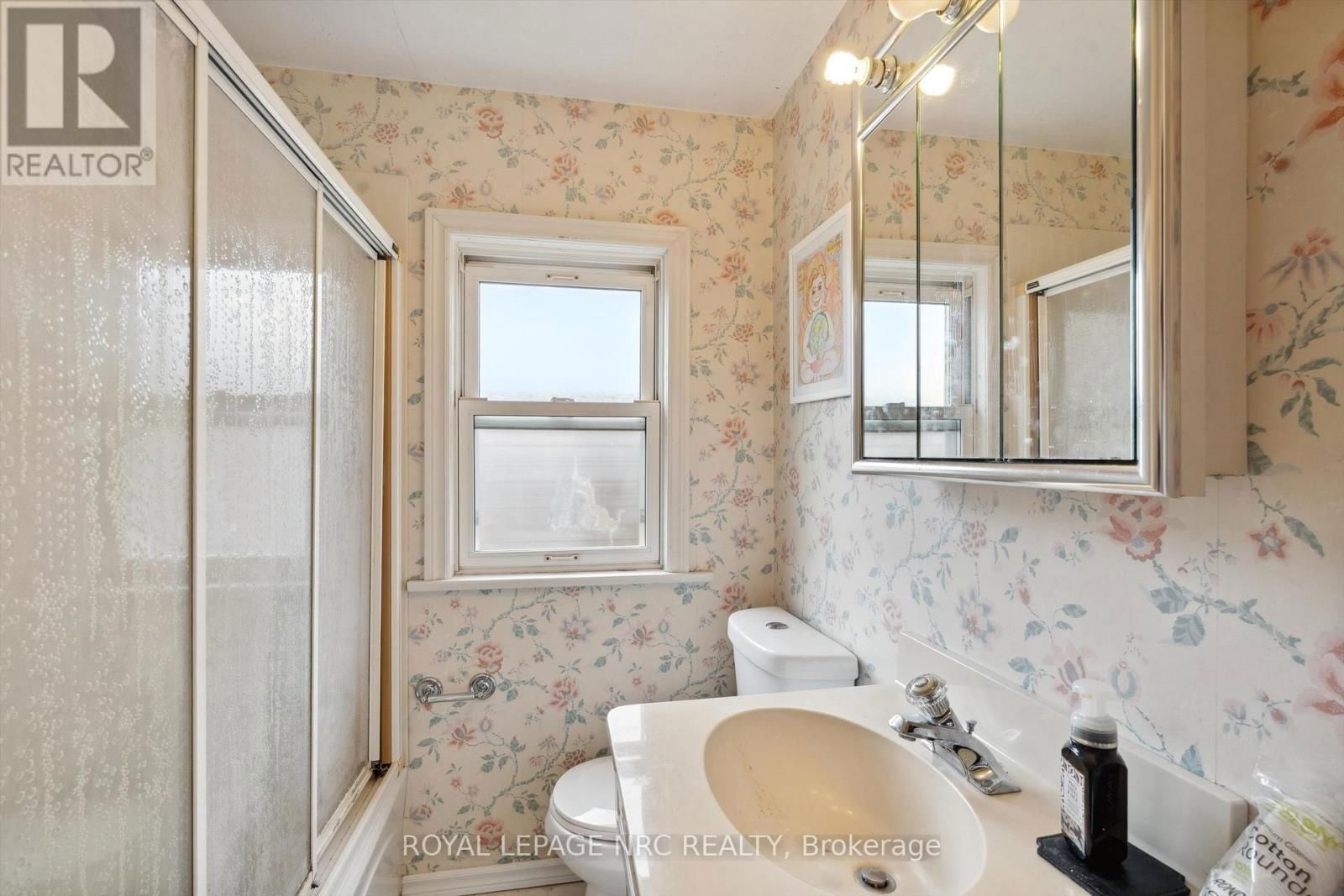 160 HIGHLAND AVENUE Image 16