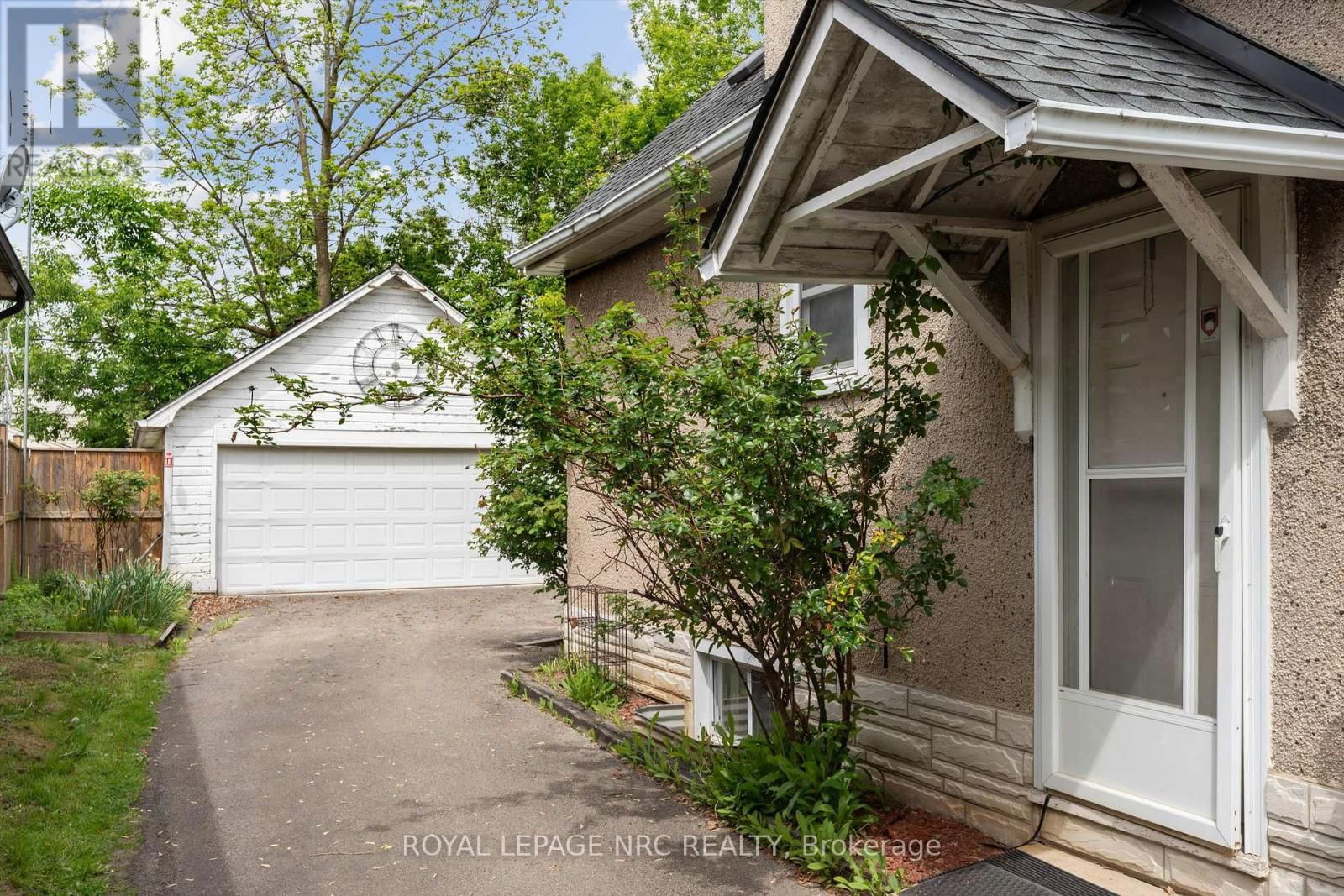 160 HIGHLAND AVENUE Image 17