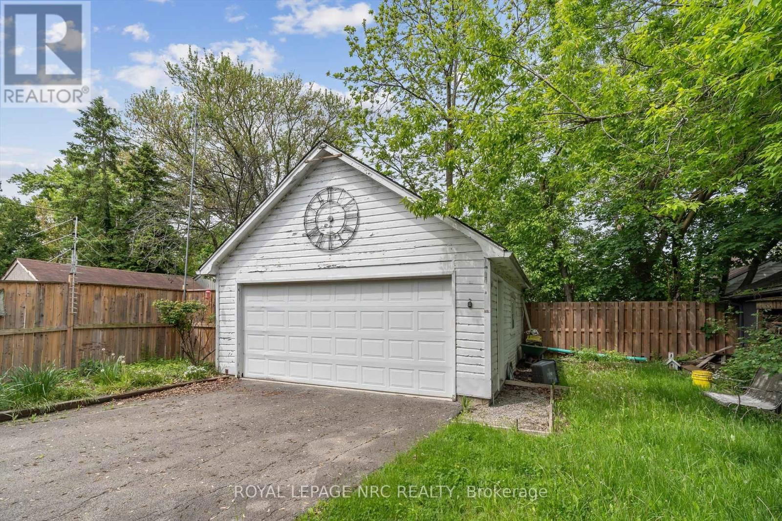 160 HIGHLAND AVENUE Image 20