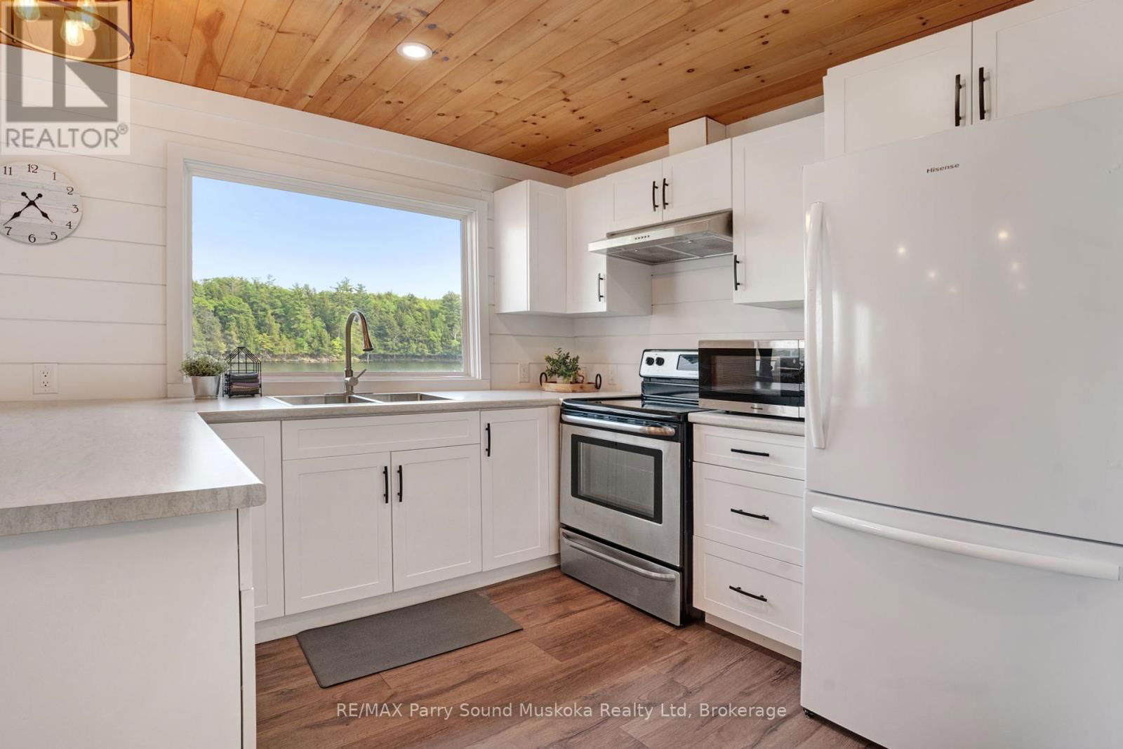 203 HEALEY LAKE WATER Image 12