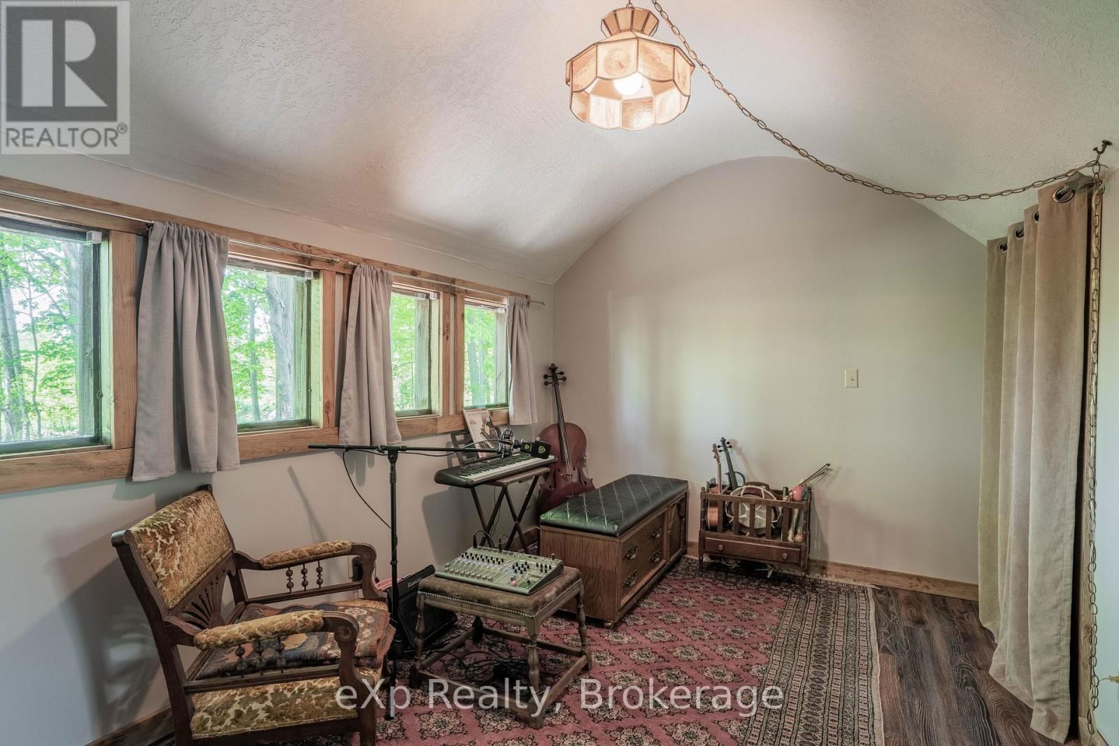 442183 CONCESSION 21 CORNERS Image 32