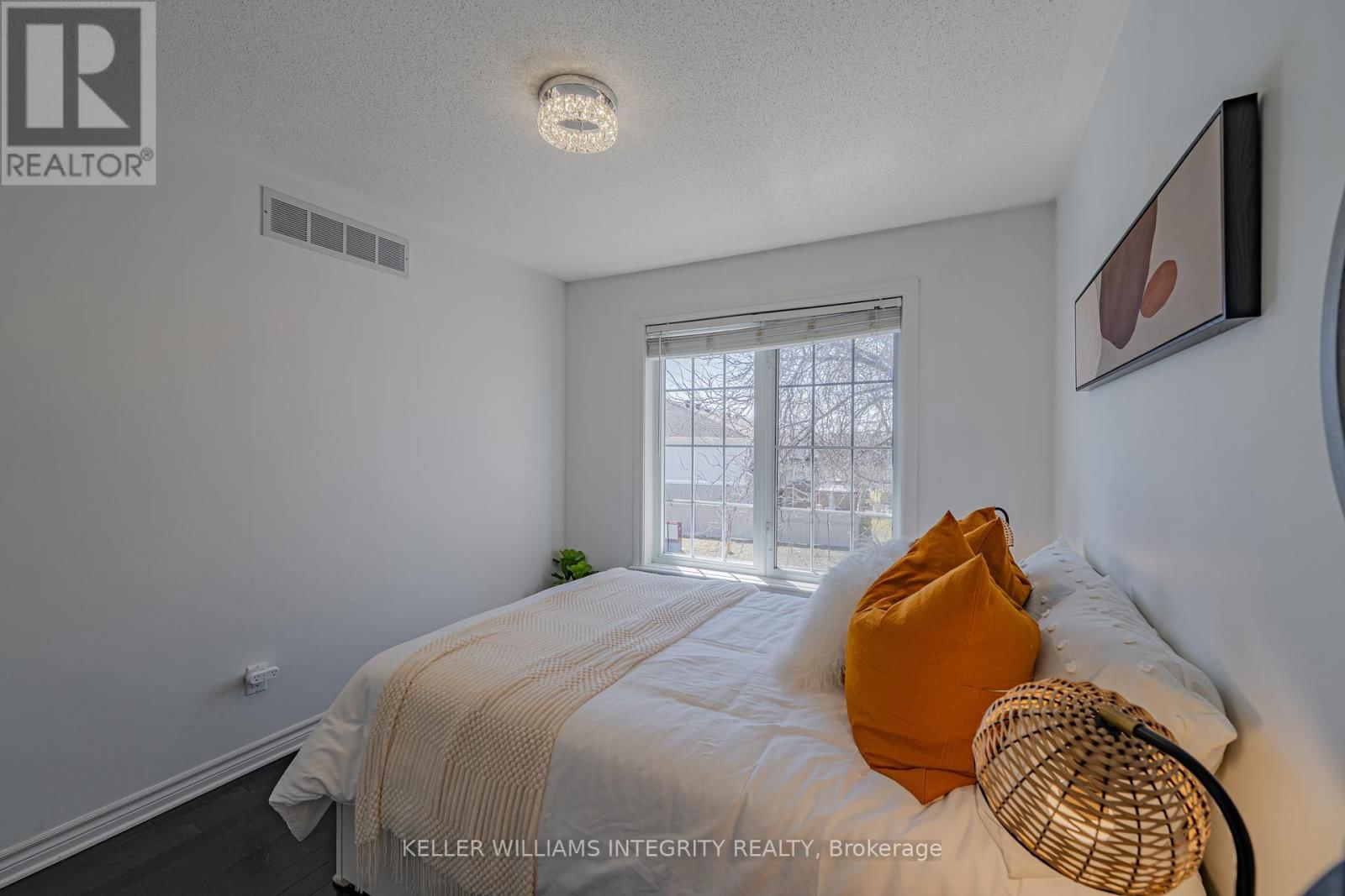 6308 SABLEWOOD PLACE Image 34